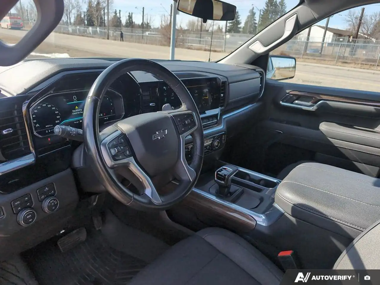 Chevrolet Silverado 1500 снимка Chevrolet Silverado 1500