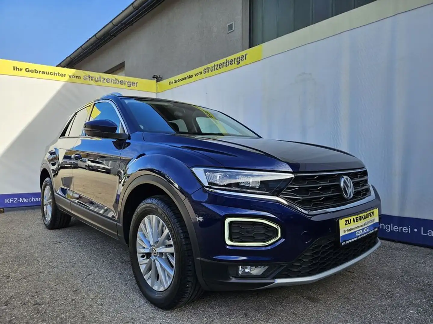 Volkswagen T-Roc Design 1,0 TSI PDC APP ACC Blau - 2