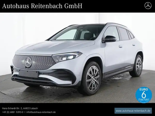 Mercedes-Benz EQA 300 EQA300 4M AMG+PANO+DIST NIGHT+MEMO+HUD+BURME+360
