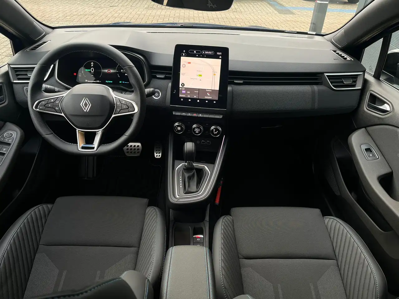 Renault Clio 2026 — фото 12