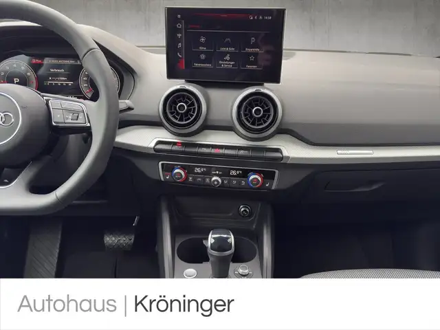 Audi Q2 view 14