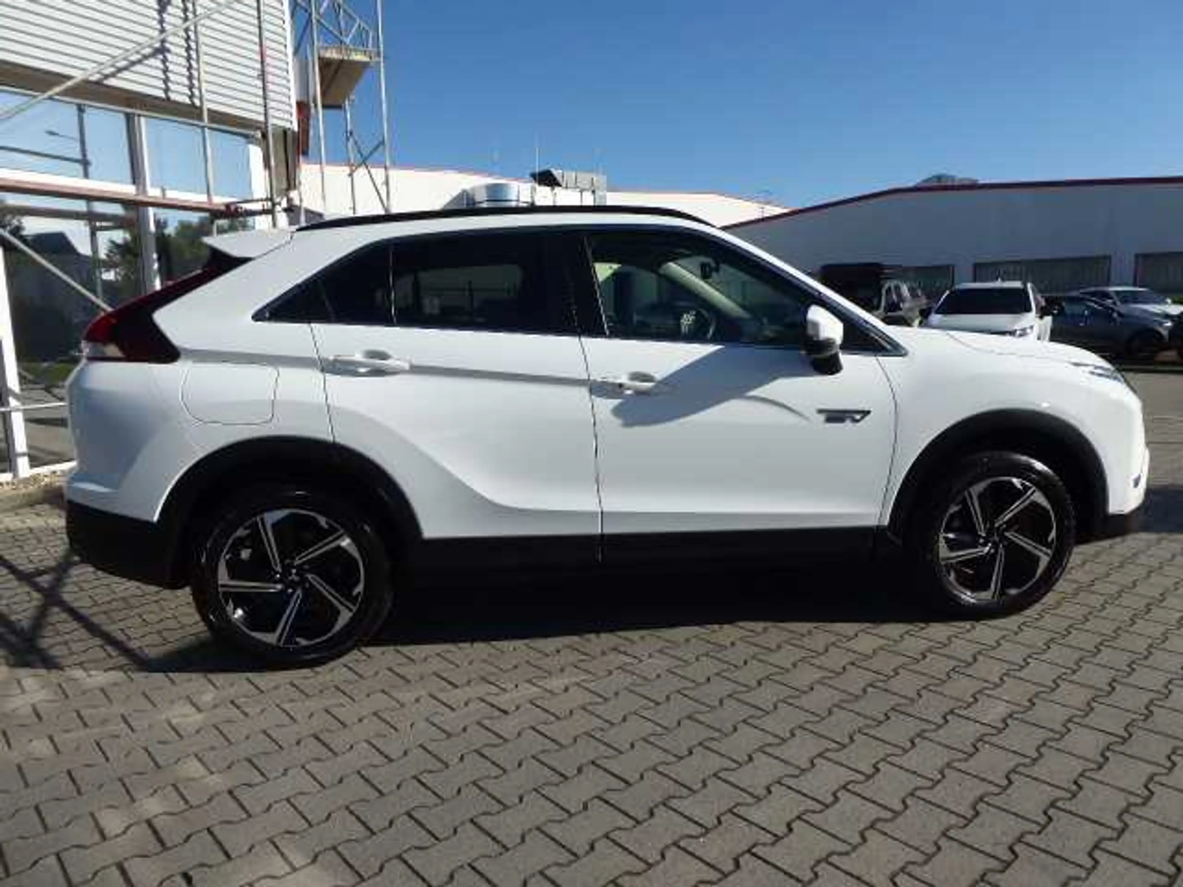 Mitsubishi Eclipse Cross Plug-in Hybrid 2.4 MIVEC 4WD ´´AHK´´ — photo 4