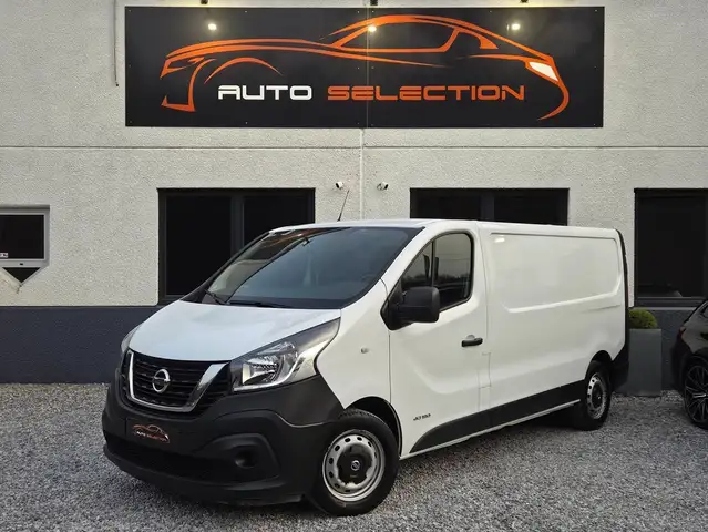 Nissan NV300 1.6 dCi L2H1 | 3 PLACES | ATTELAGE | CABINE TOLEE