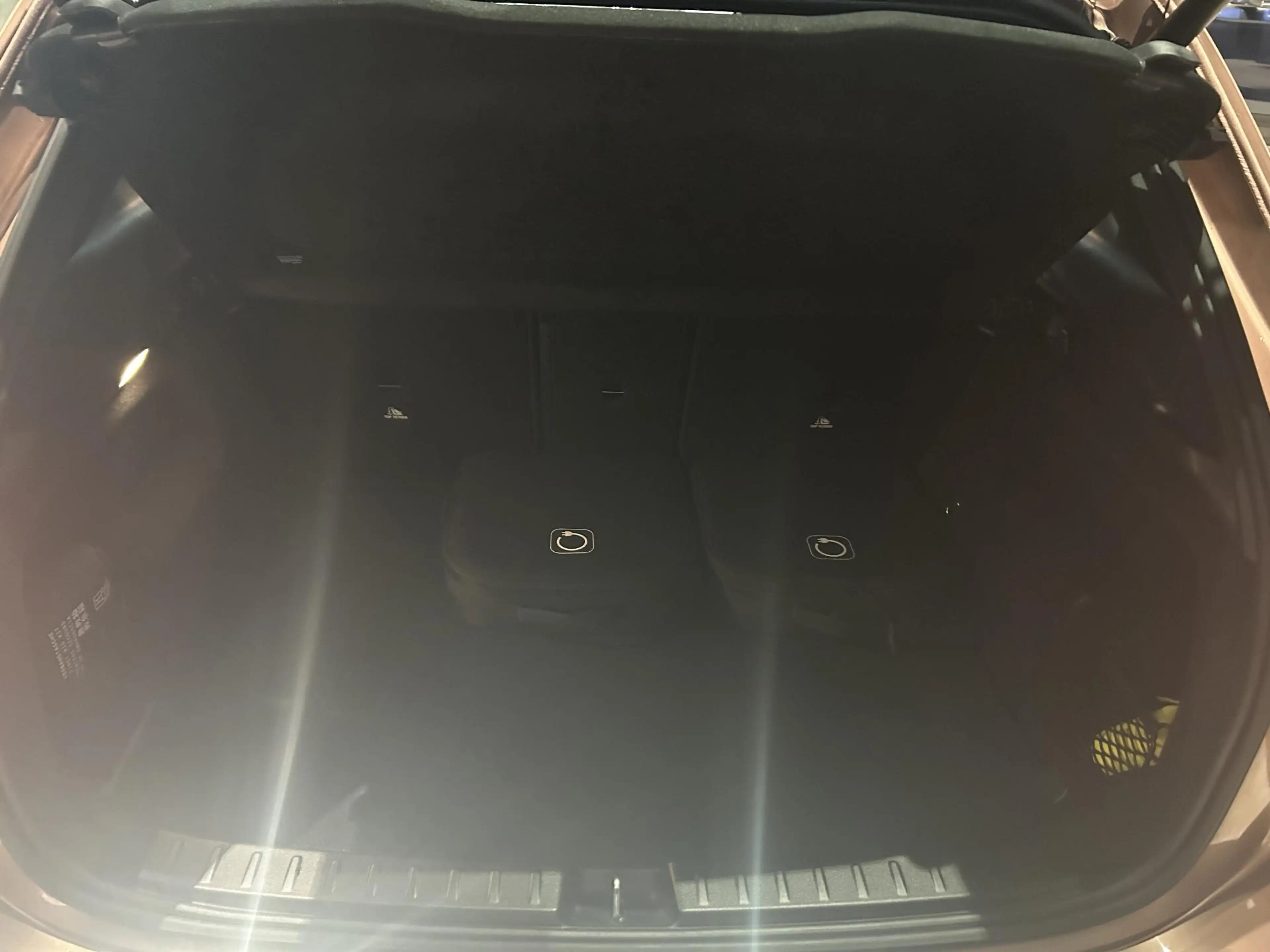Mercedes-Benz GLA 250 GLA e AMG Line — photo 14