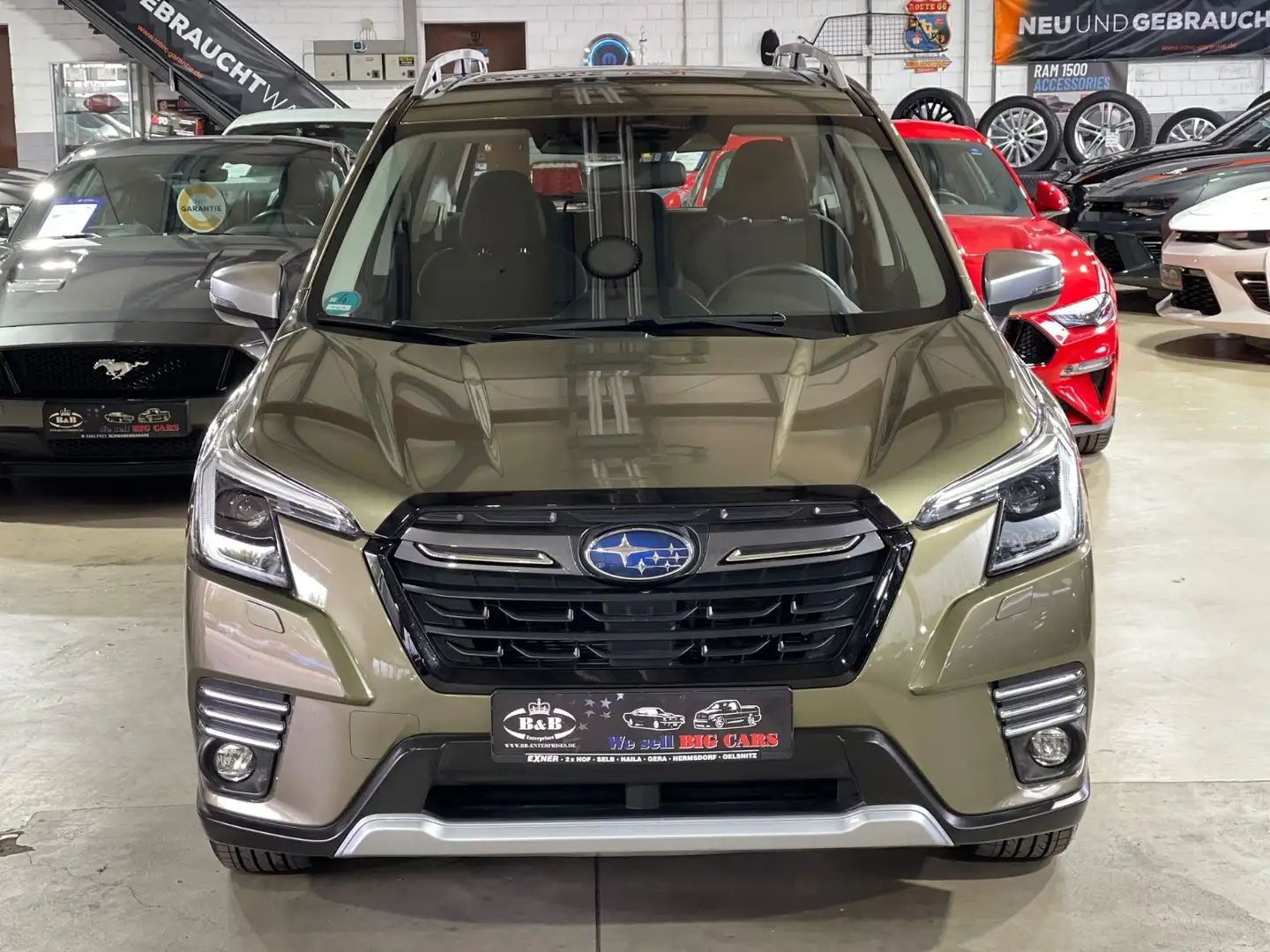 Subaru Forester FORESTER+ANHÄNGERK.+SITZHEIZUNG+1 HAND+GARANTIE Vert - 2