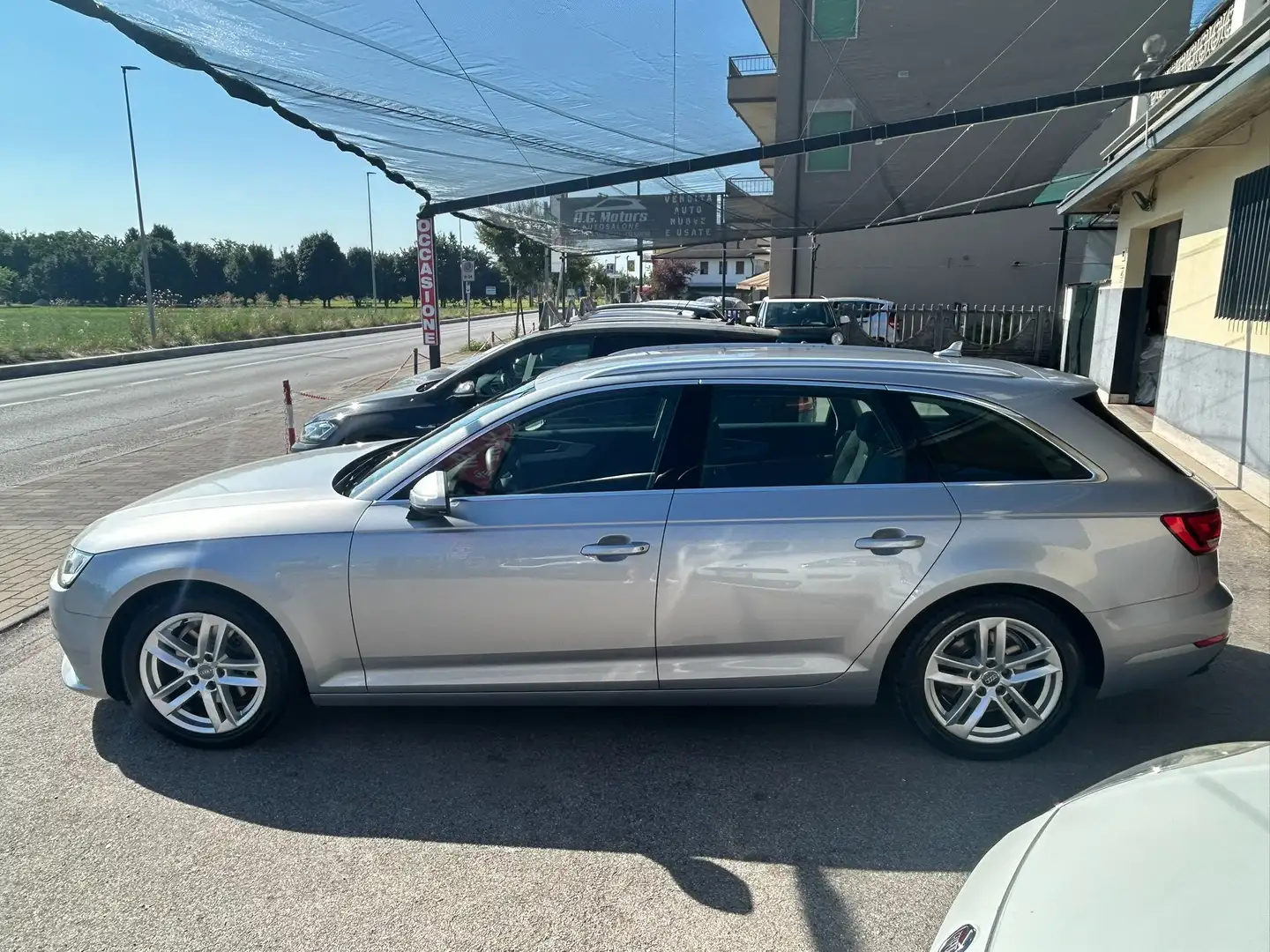 Audi A4 Avant 2.0 TDI 150CV S-Tronic Design Silber - 2