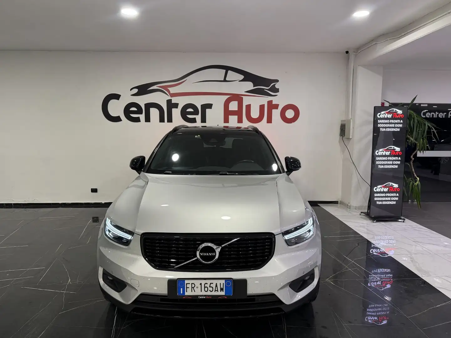 Volvo XC40 XC40 D4 AWD Geartronic R-design - 2