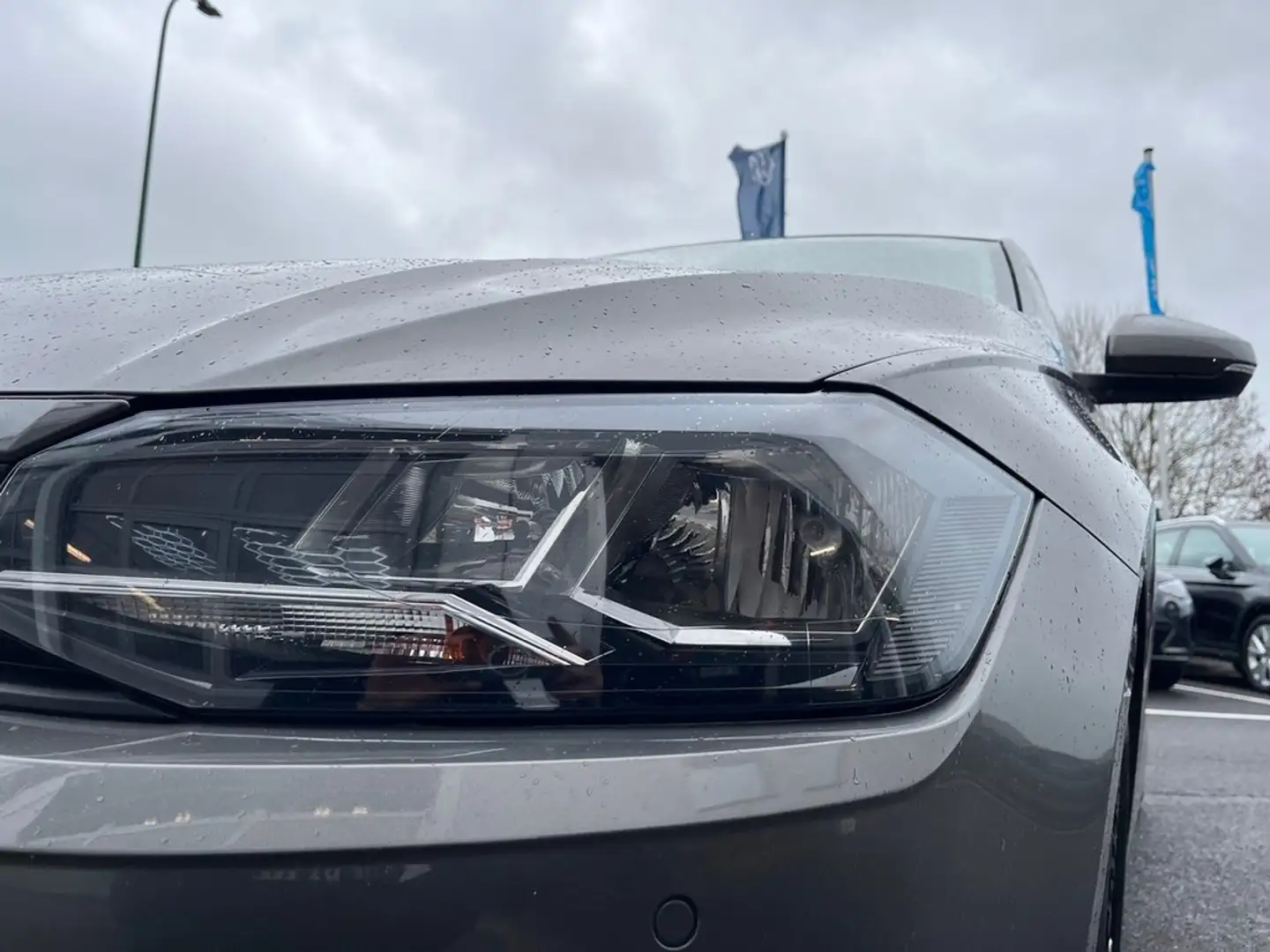 Volkswagen Polo 1,0 l TSI Gris - 2