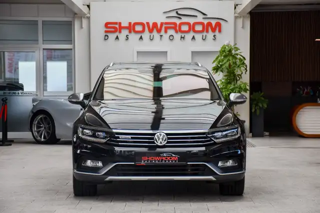 Volkswagen Passat view 5