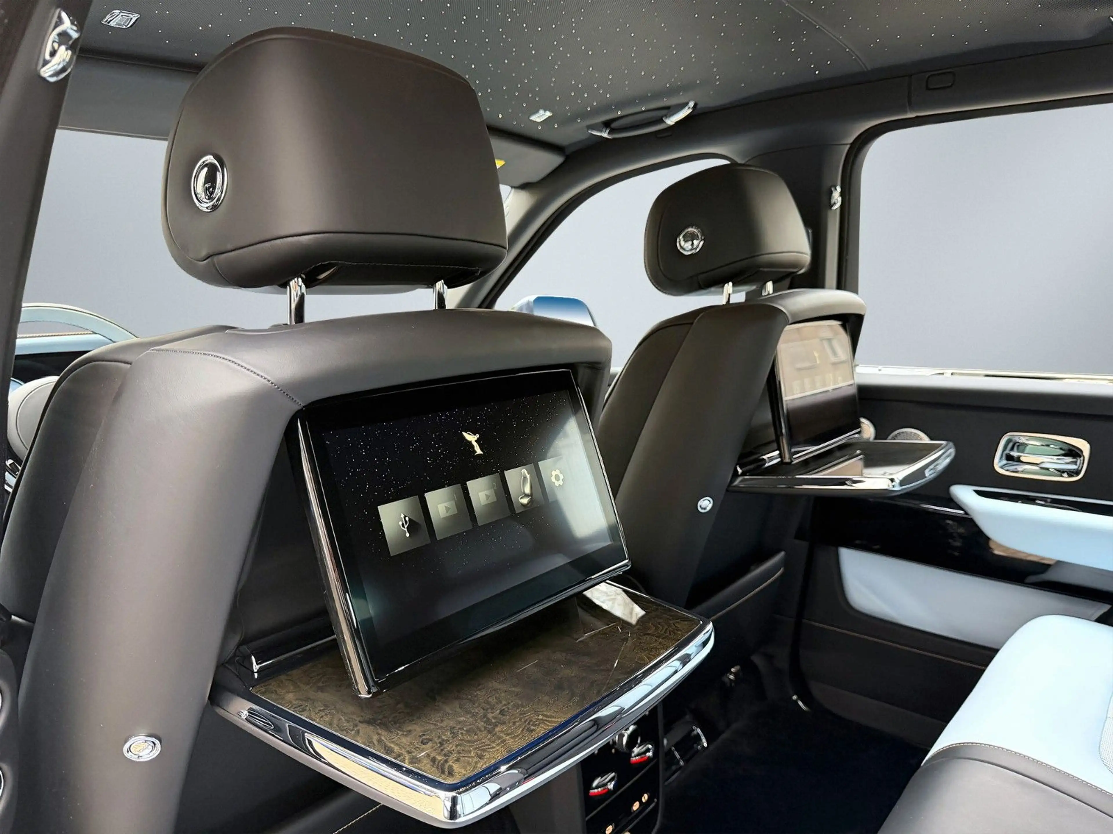 Rolls-Royce Cullinan BeSpoke Audio Series II heated&cooled — photo 12