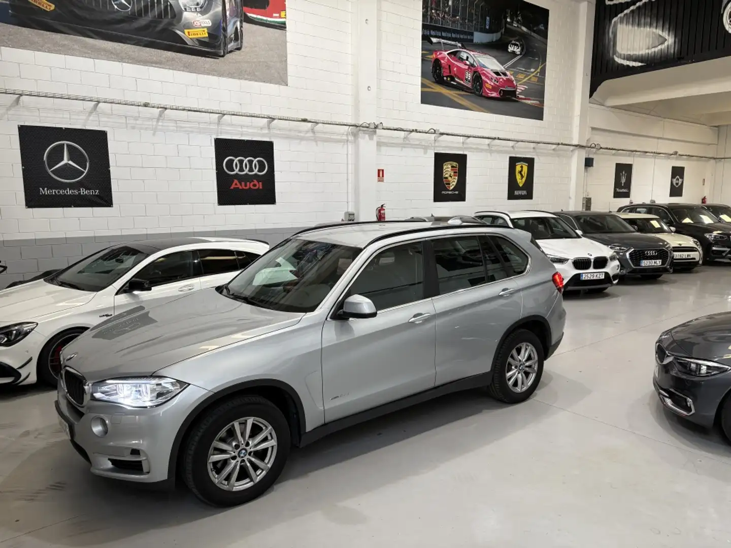 BMW X5 xDrive 30dA Gris - 2