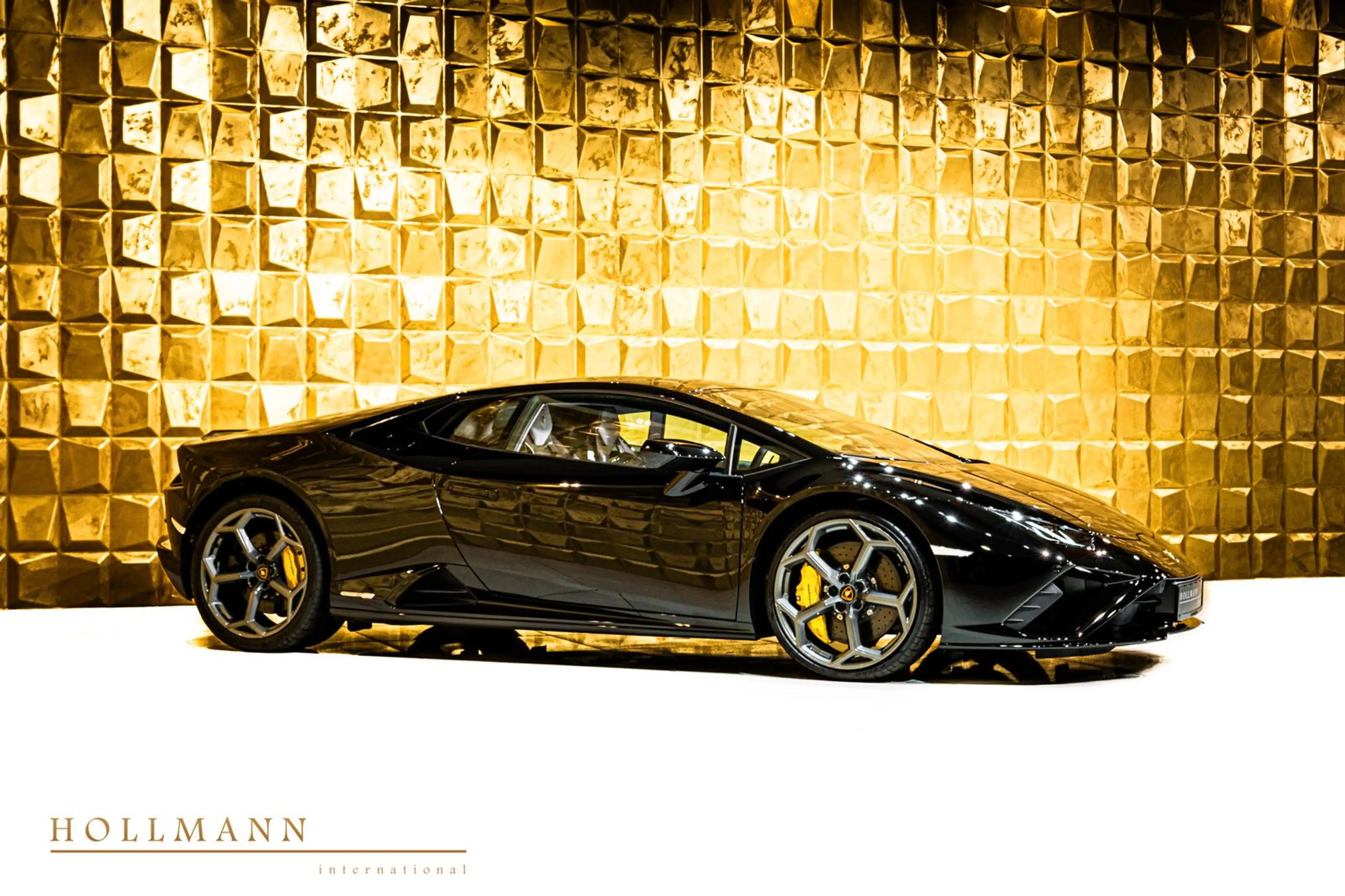 Lamborghini Huracán HURACAN EVO RWD + FORGED CARBON + SENSONUM — photo 2