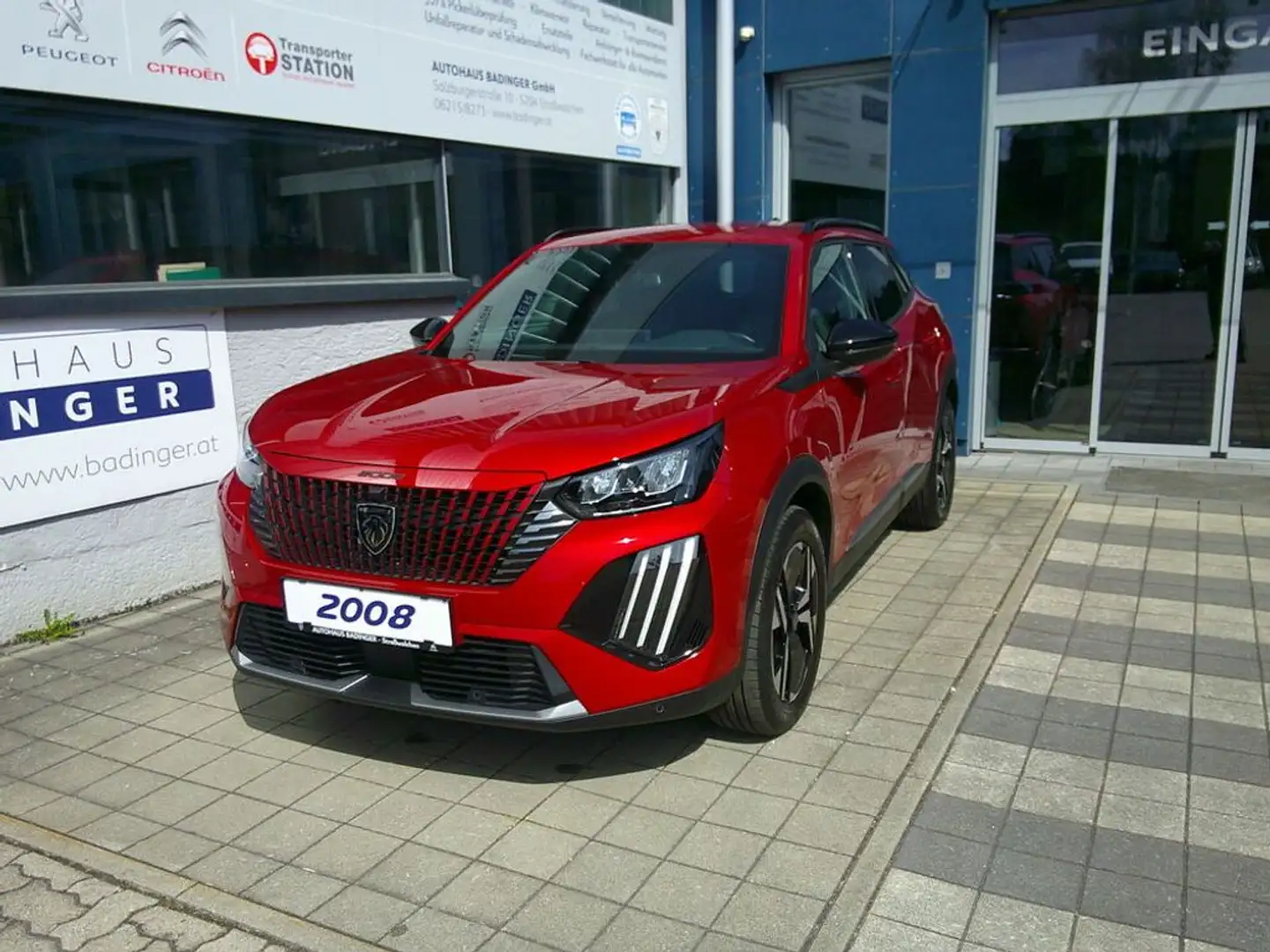 Peugeot 2008 Allure PT130 EAT8  Automatik Rot - 2