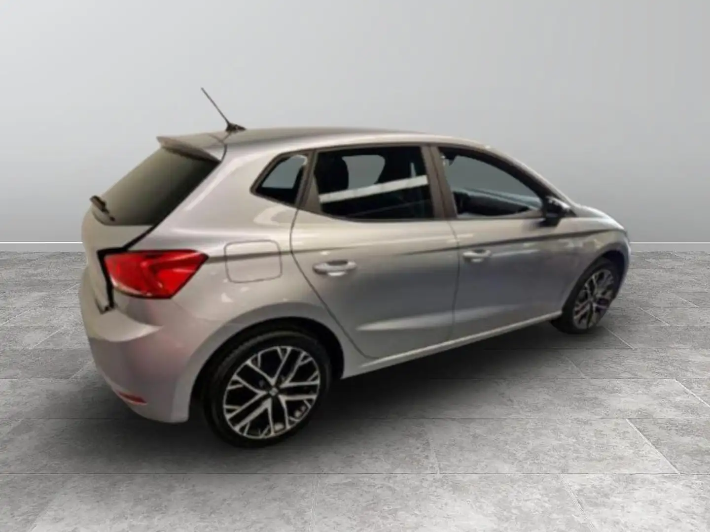 SEAT Ibiza 1.0 ecotsi Style 95cv Argent - 2
