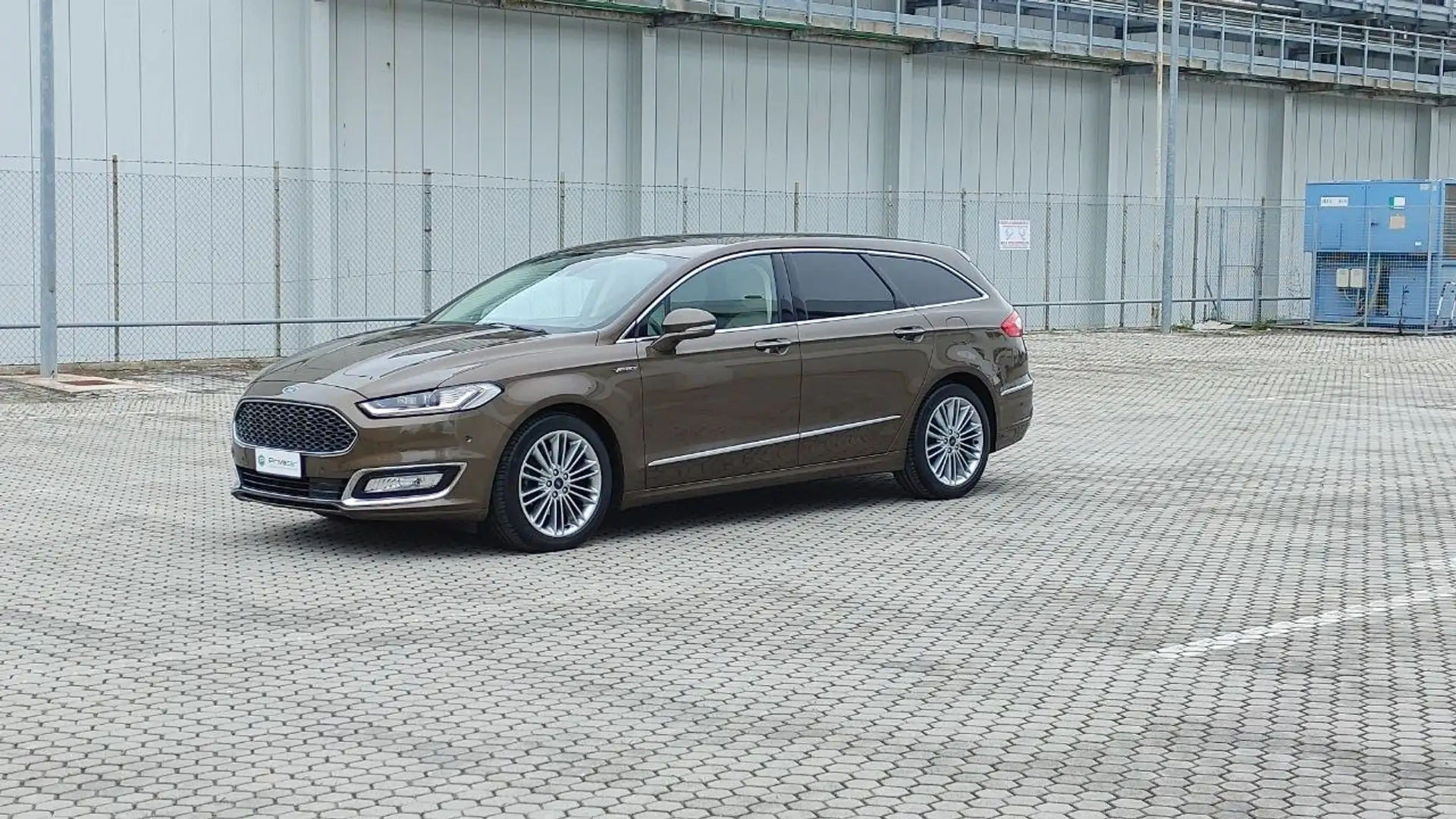 Ford Mondeo Ford Mondeo SW Vignale 2.0 Tdci 180cv - 2016 Brun - 1
