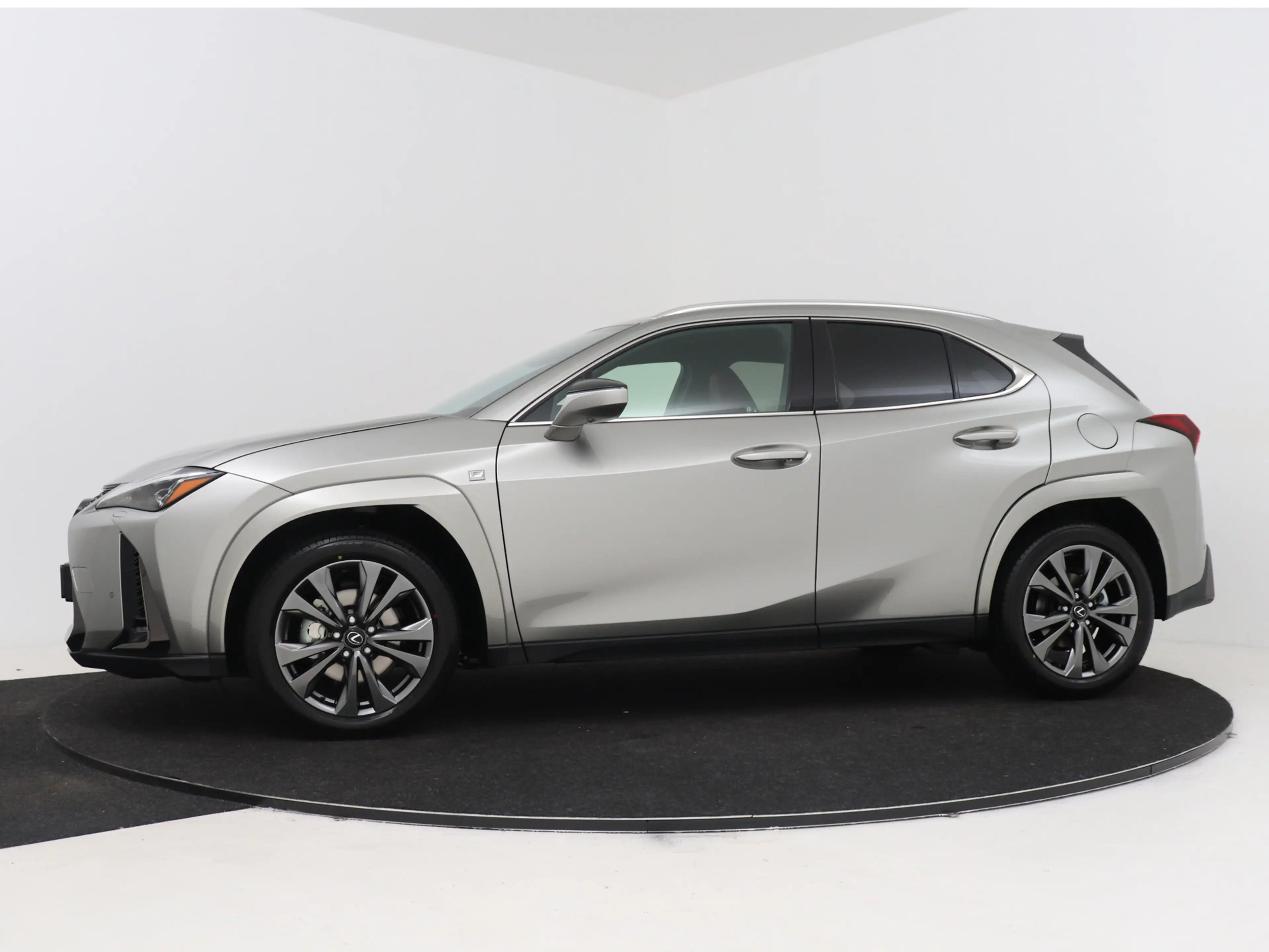 Lexus UX 300h F SPORT Line | 360 Camera | Leder | LM velgen | Sc — photo 3