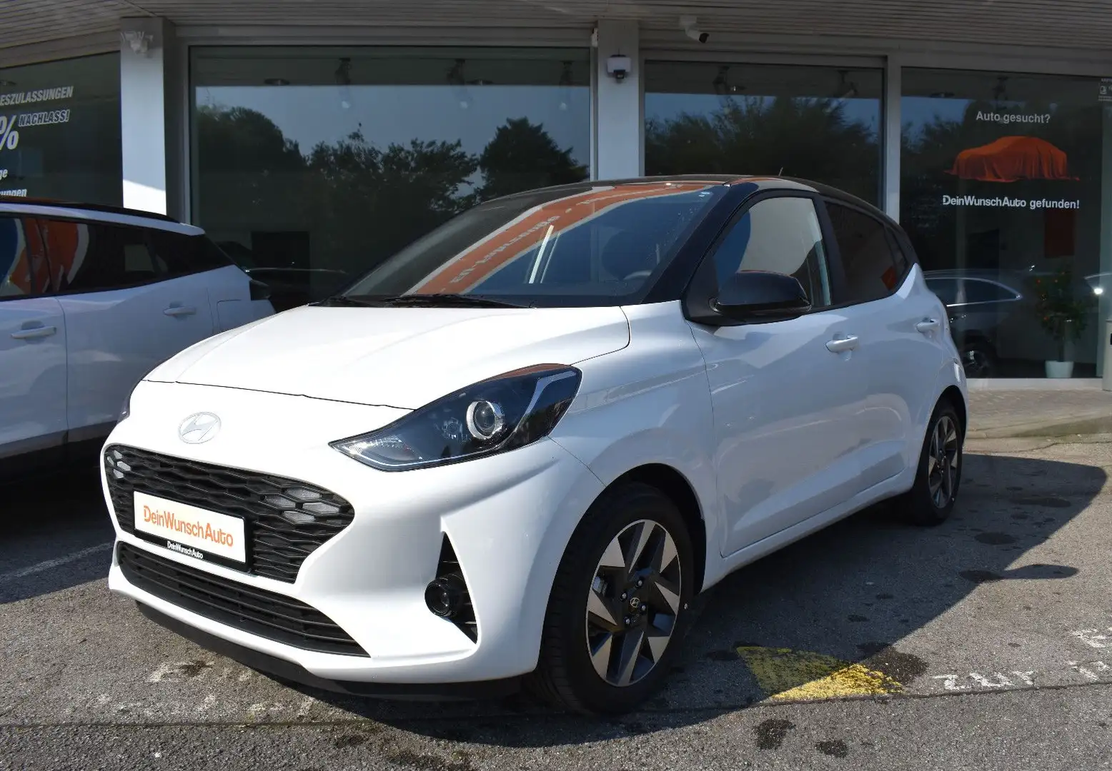 Hyundai i10 1.2 79 PS FL Navi Klima Kamera Alu15 SOFORT Blanc - 1