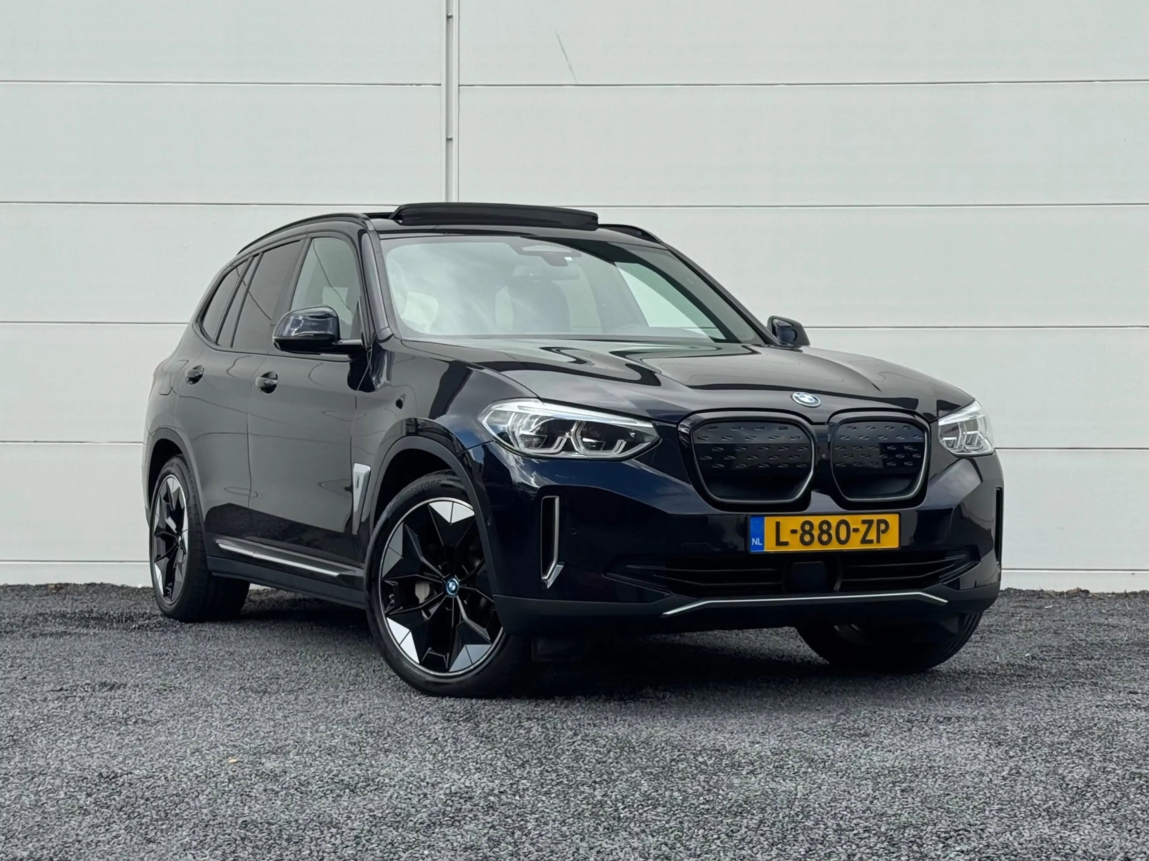 BMW iX3 High Exe 80kWh Org NL Pano Head up HK SOH 98,3% Ap — photo 32