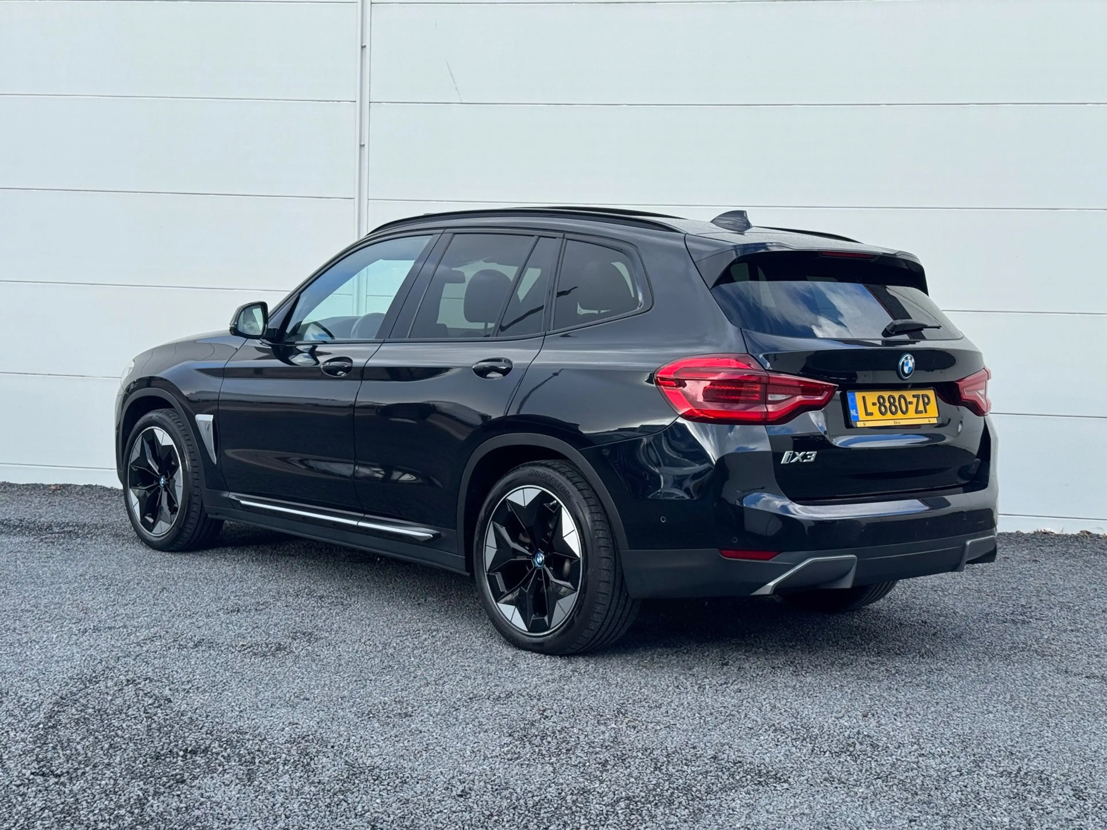BMW iX3 High Exe 80kWh Org NL Pano Head up HK SOH 98,3% Ap — photo 31