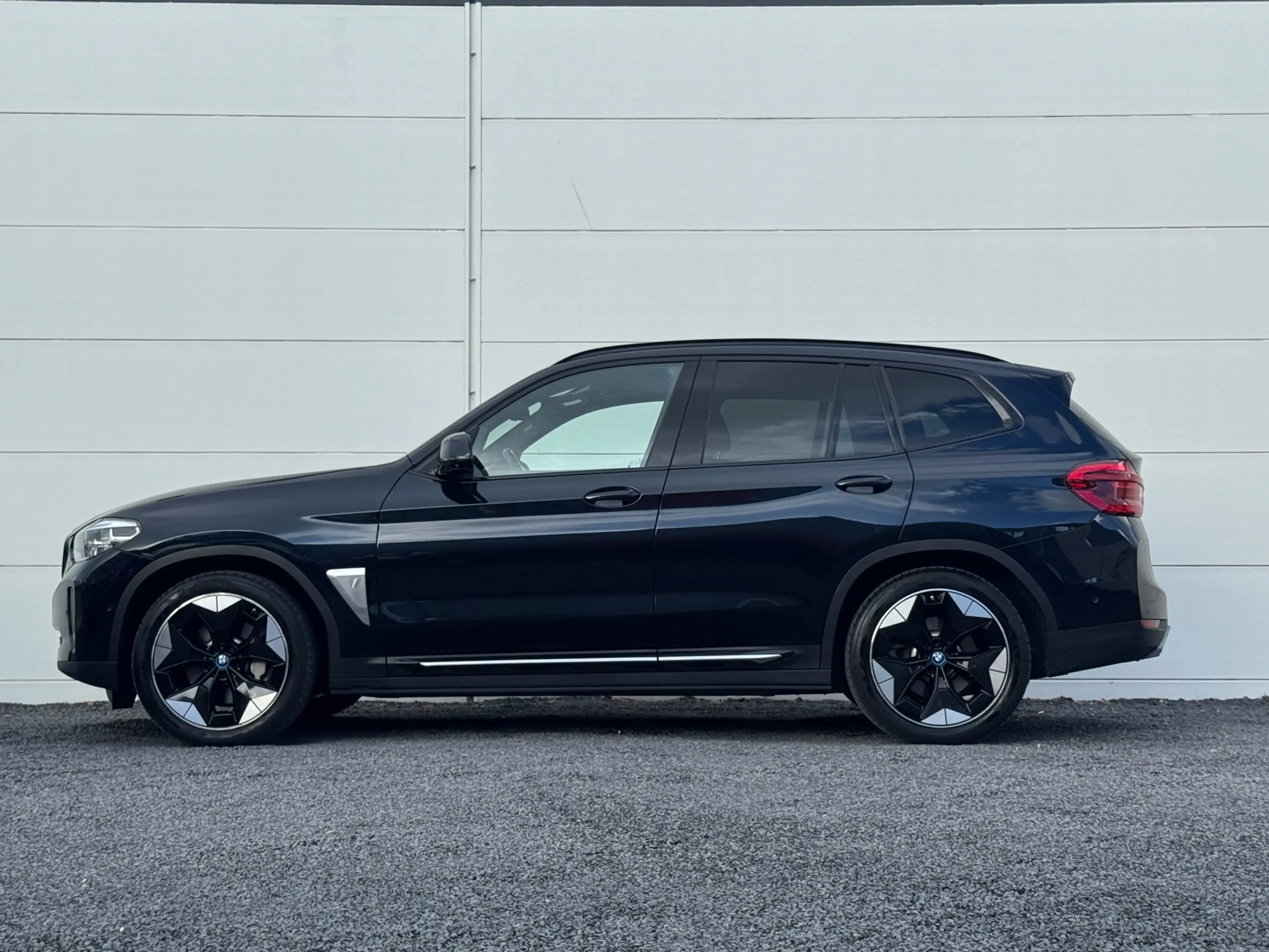 BMW iX3 High Exe 80kWh Org NL Pano Head up HK SOH 98,3% Ap — photo 15