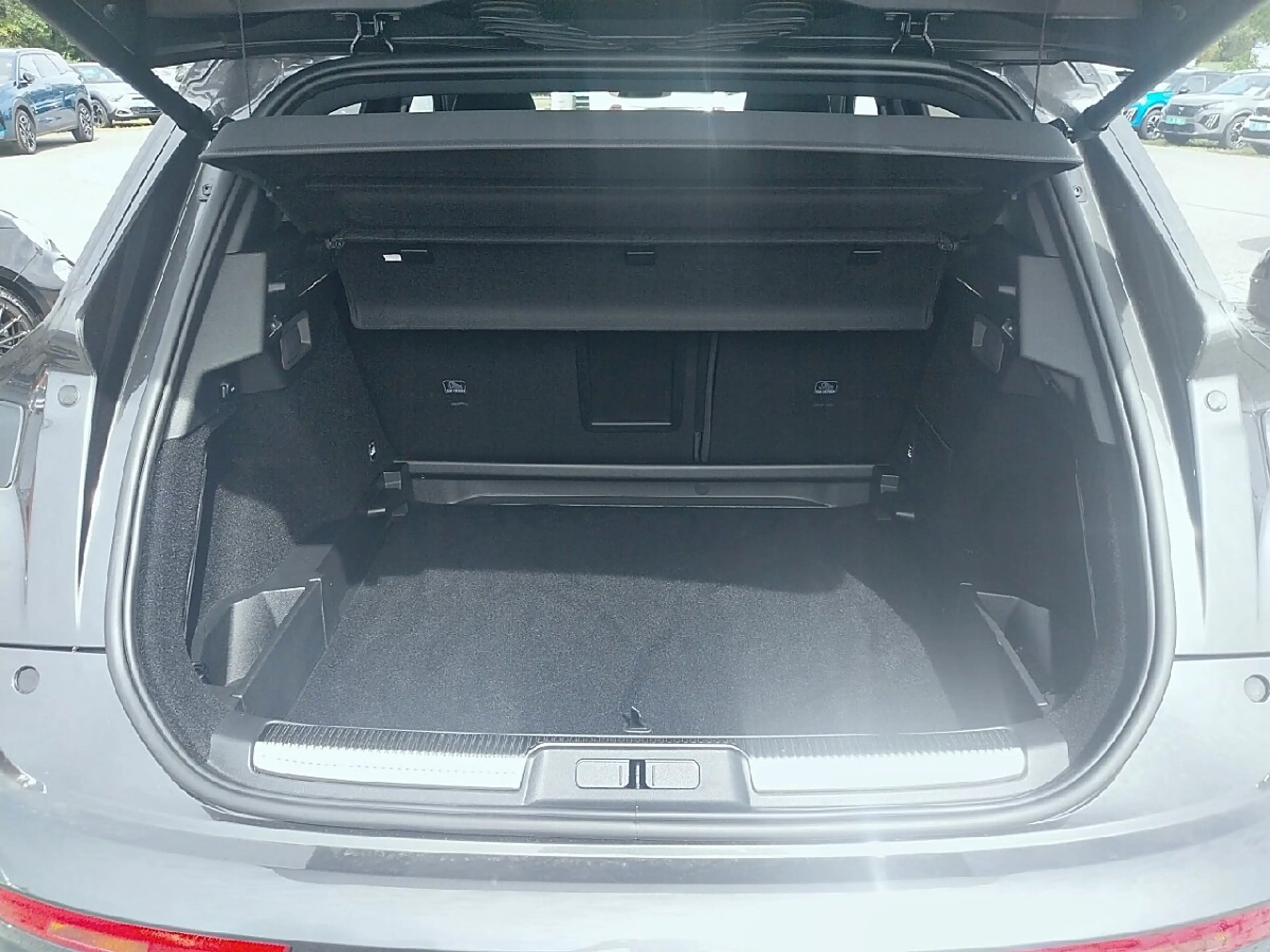 DS Automobiles DS 7 Crossback DS7 Perf-Line HDI — photo 6