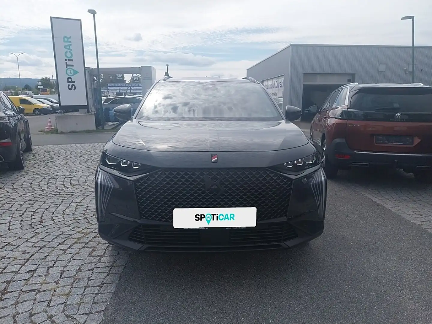 DS Automobiles DS 7 Crossback DS7 Perf-Line HDI Grau - 2
