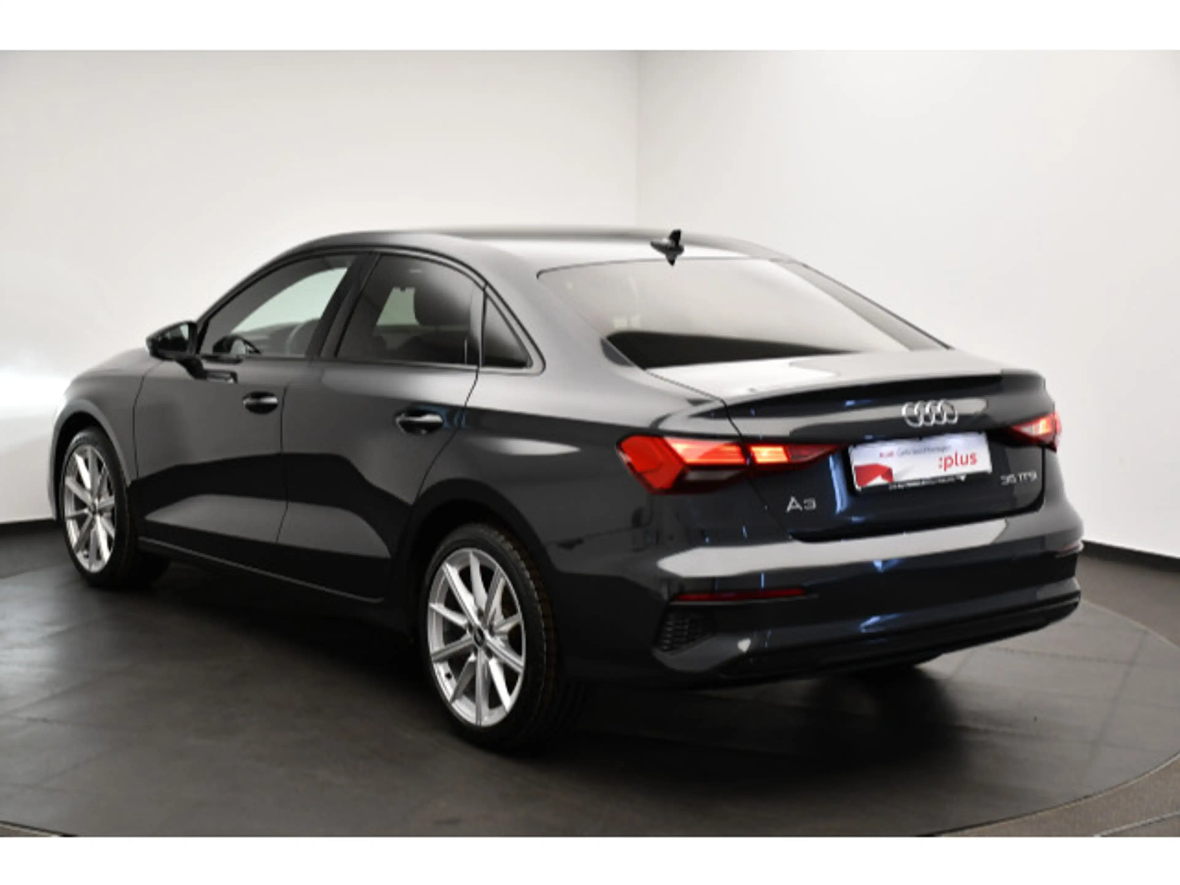 Audi A3 35 TFSI S-tronic advanced Tempo/Einparkhi — photo 12