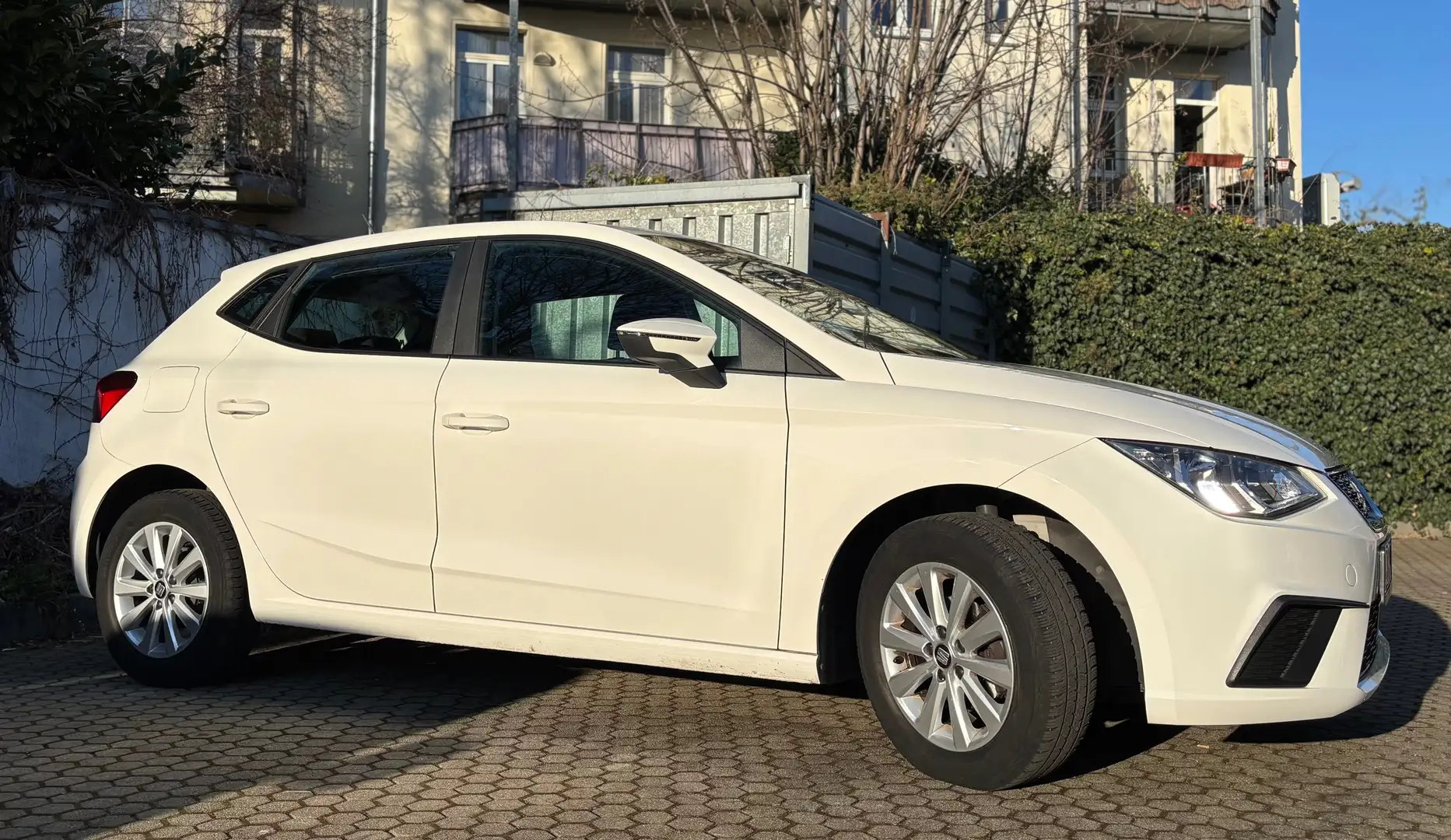SEAT Ibiza Ibiza 5-Türer 1.0 MPI S Weiß - 2