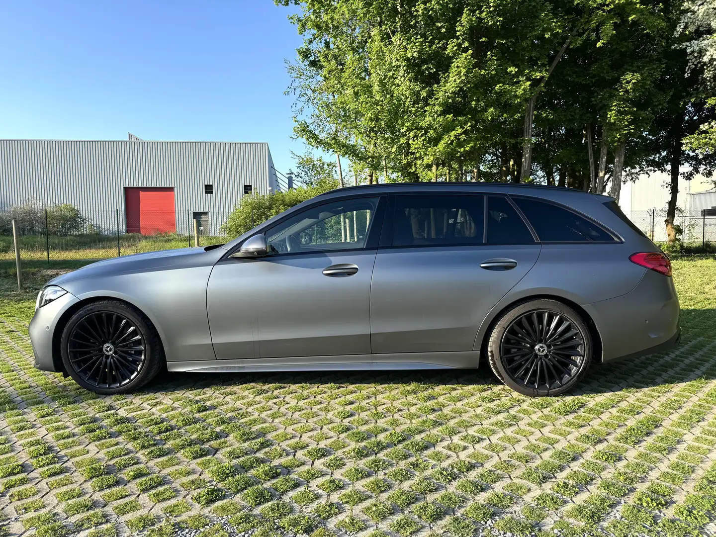 Mercedes-Benz C 200 T 9G-TRONIC AMG Line - 2