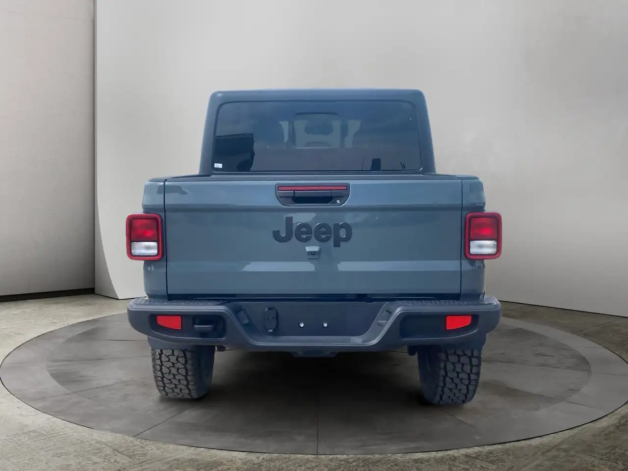 Jeep Gladiator снимка Jeep Gladiator