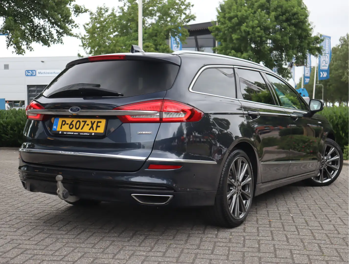 Ford Mondeo Wagon 2.0 IVCT HEV Vignale / Panoramadak Blauw - 2