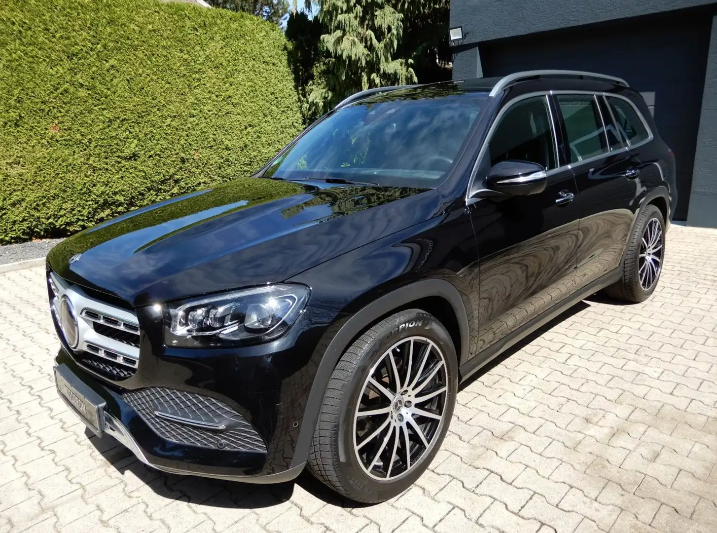 Mercedes-Benz GLS 450 GLS450 AIR PANO BURM DISTR SITZKLIMA 22ZOLL AMG Schwarz - 1