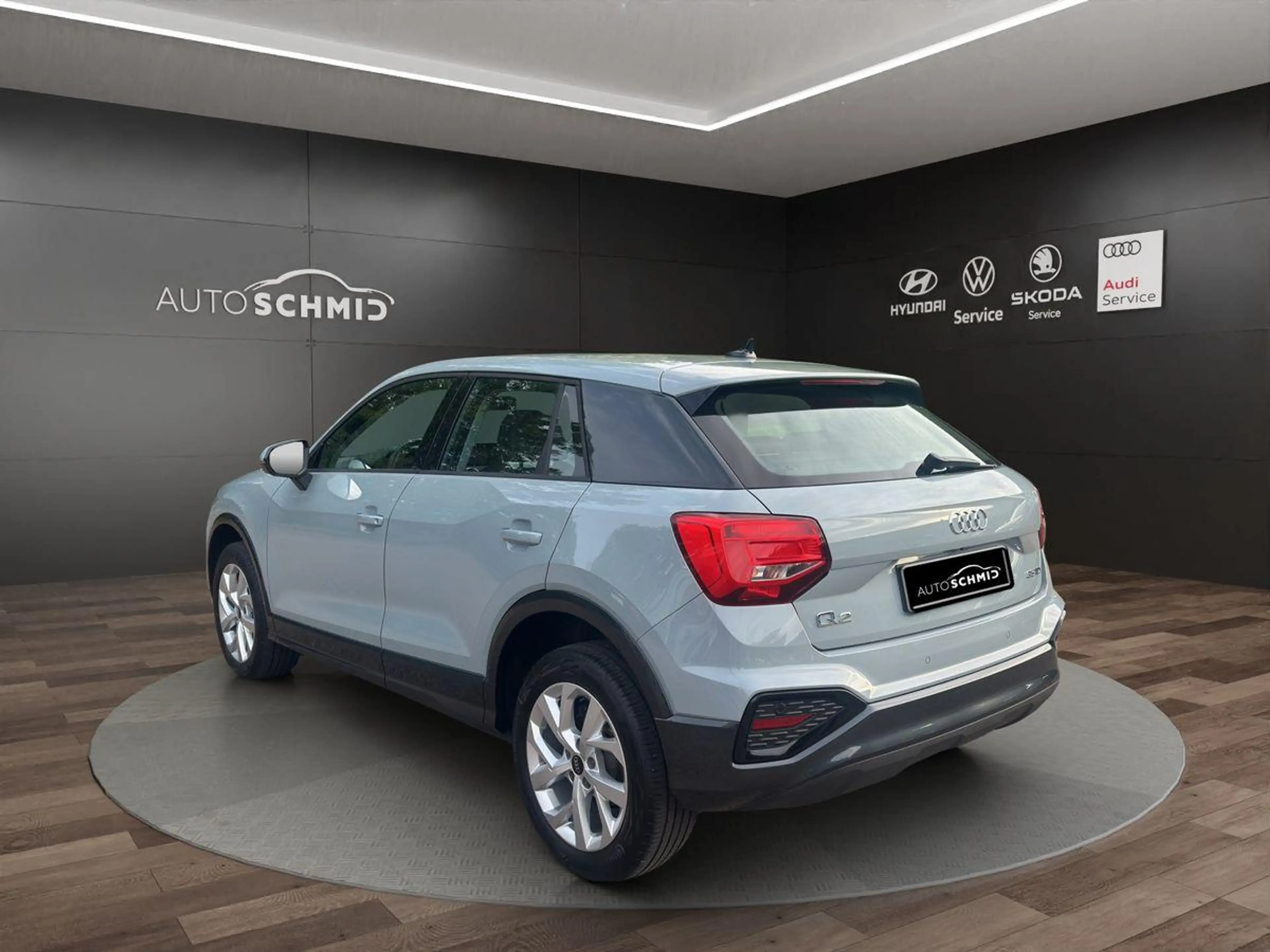 Audi Q2 2.0 TDI advanced S tronic LEDER  RFK AHK NAVI LED — photo 3