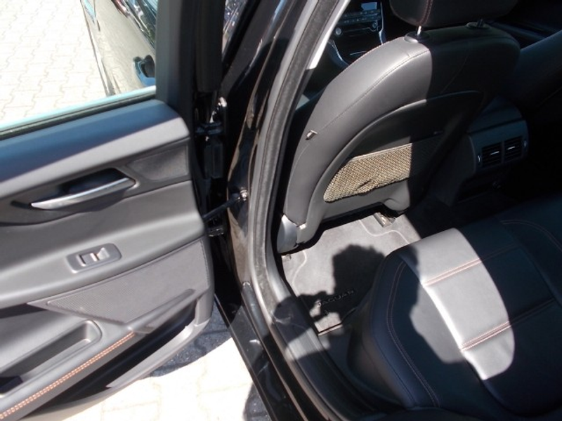Jaguar XE 2.0 Prestige, Leder, Navi, Kamera, zus. WR — photo 14