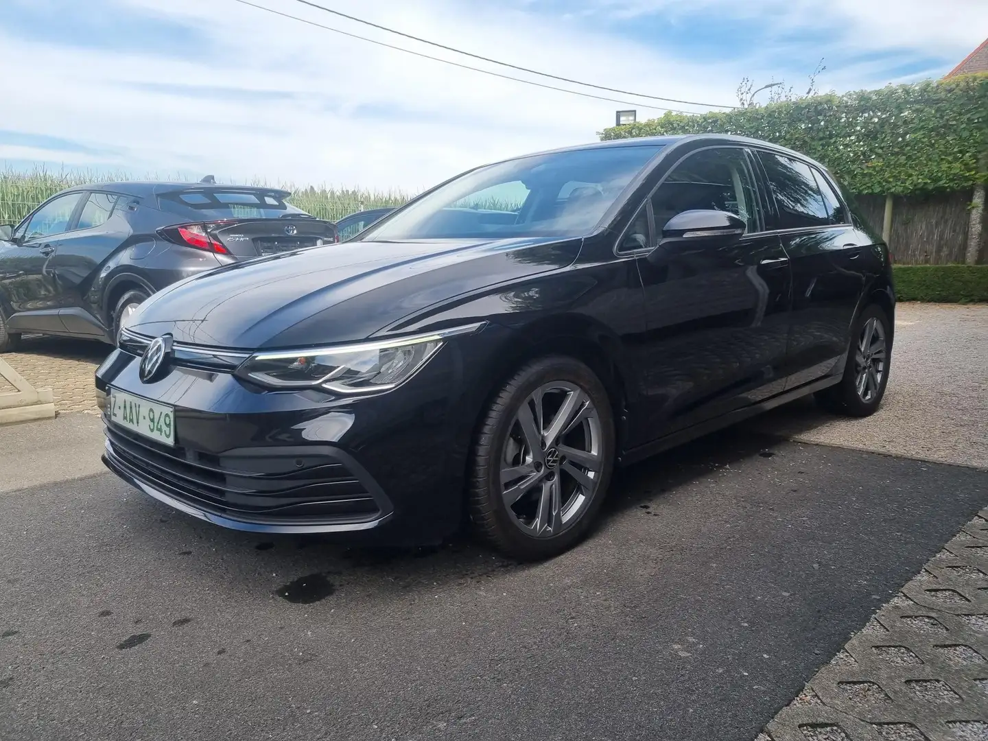 Volkswagen Golf Golf 1.0 TSI OPF Active Zwart - 2