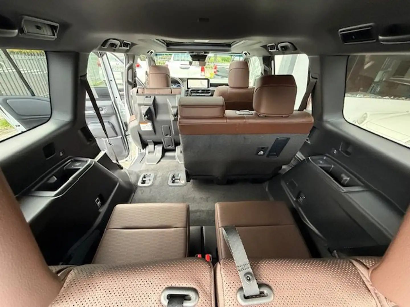 Toyota Land Cruiser MILD HYBRID MOD. 2026 -7 POSTI Wit - 2