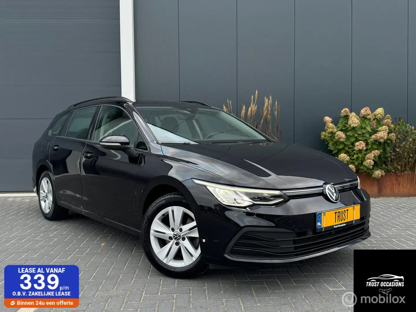 Volkswagen Golf Variant VIII 1.0 Etsi Zwart - 1