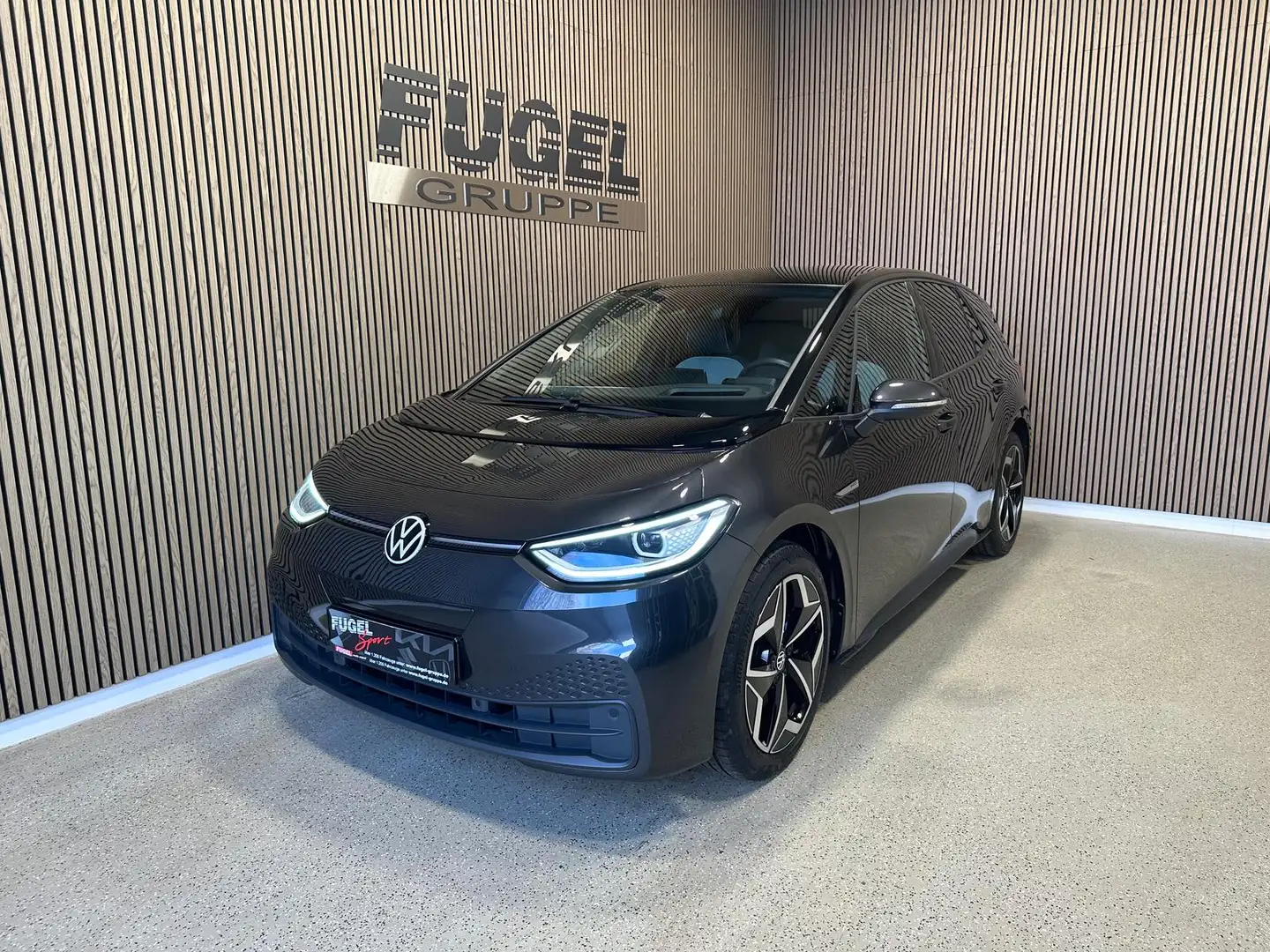 Volkswagen ID.3 Pro Performance Tech. 58kWh|WP|Matrix|Pano|ACC Grau - 2