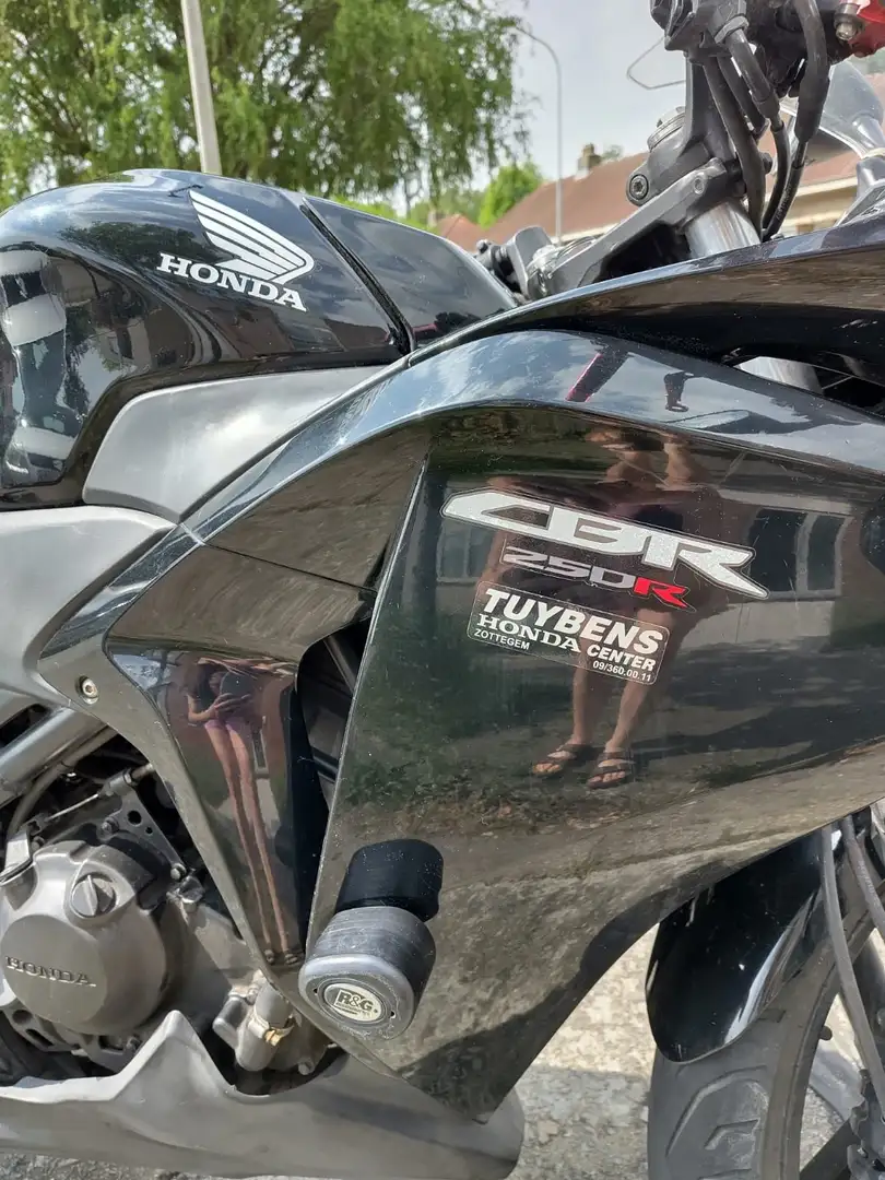 Honda CBR 250 Noir - 2