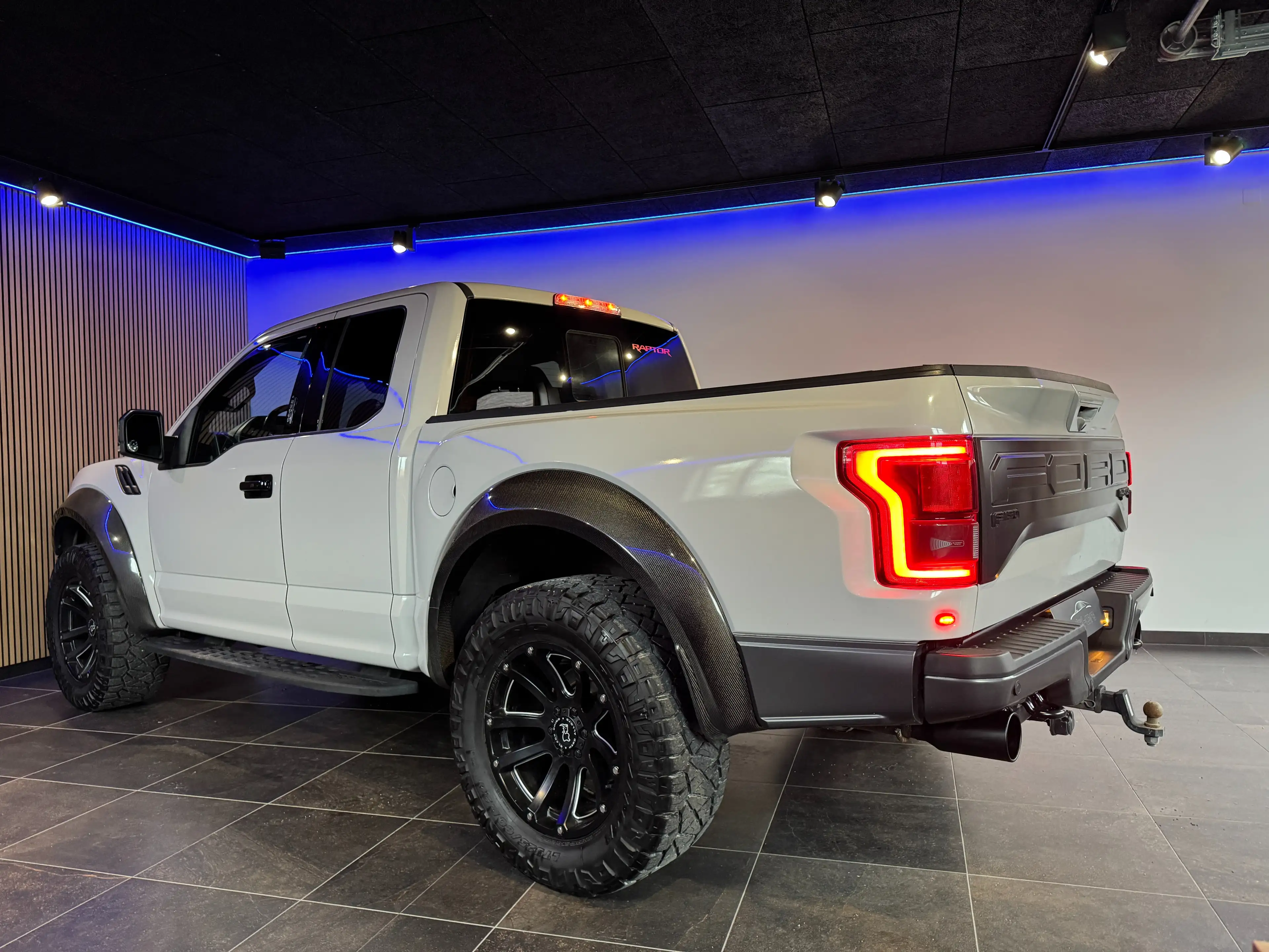 Ford F 150 RAPTOR — photo 9