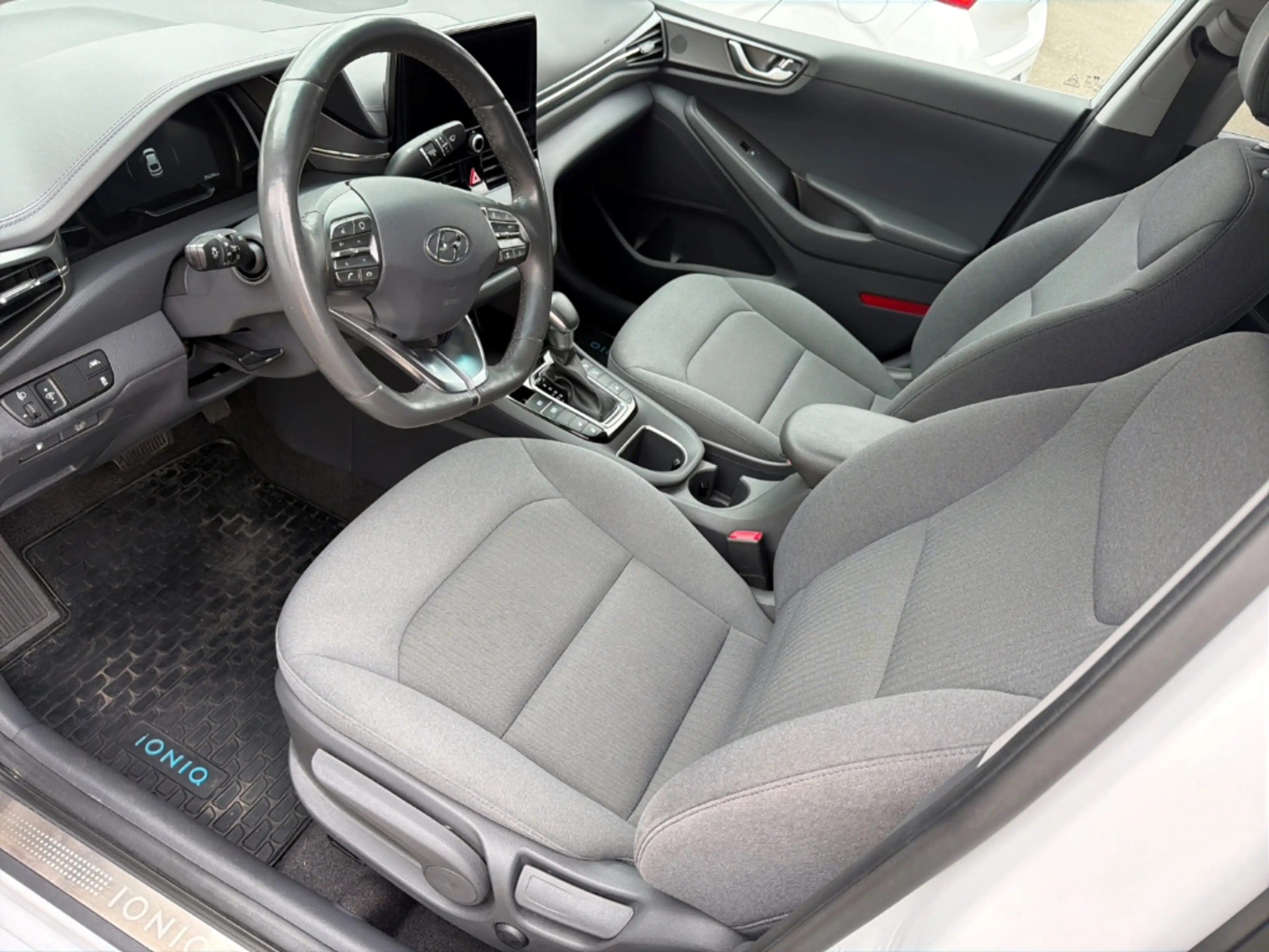 Hyundai IONIQ Facelift Hybrid STYLE-Paket — photo 7