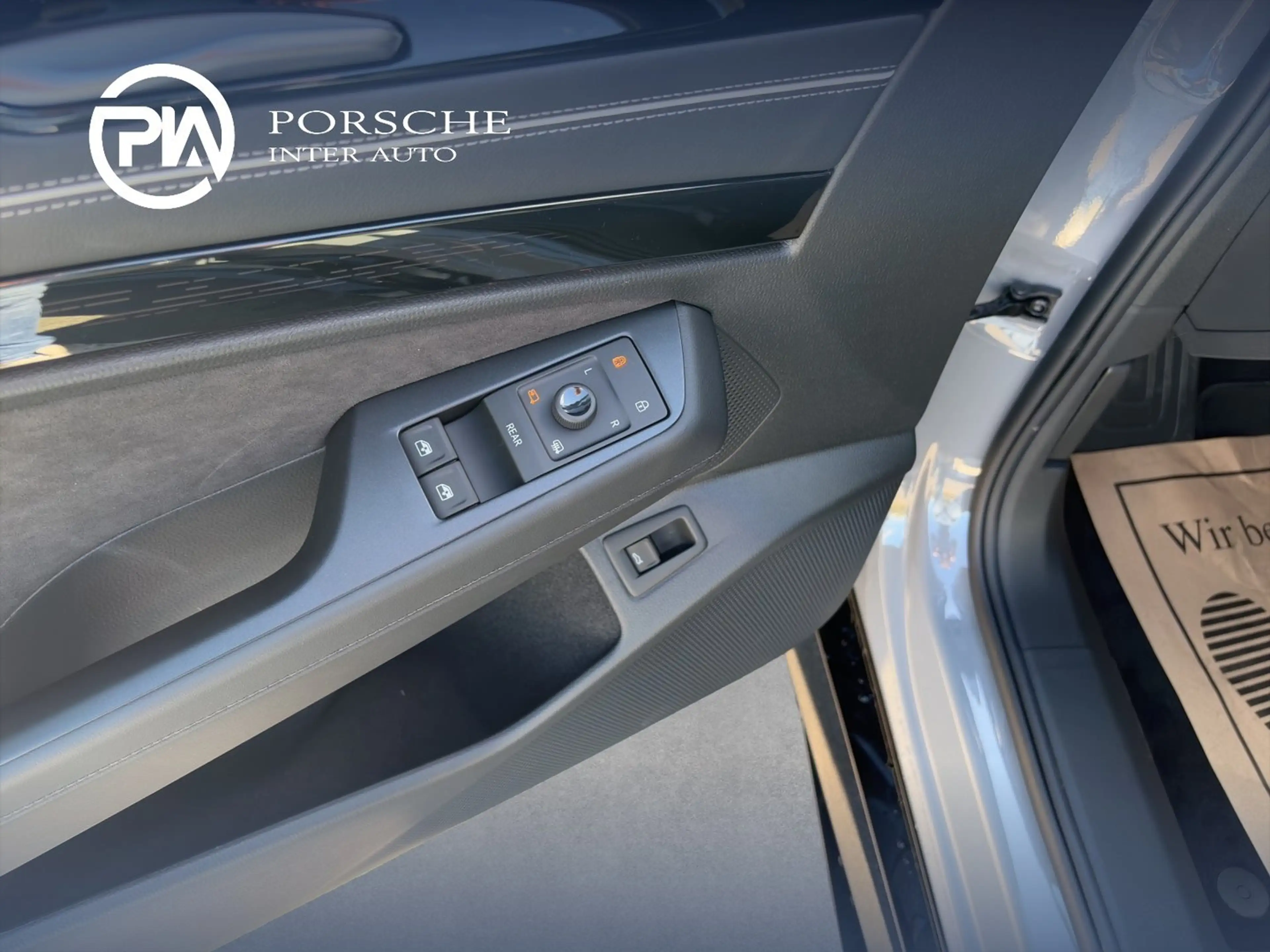 Volkswagen ID.7 Tourer Pro 210 kW Business - 77 kWh — photo 9