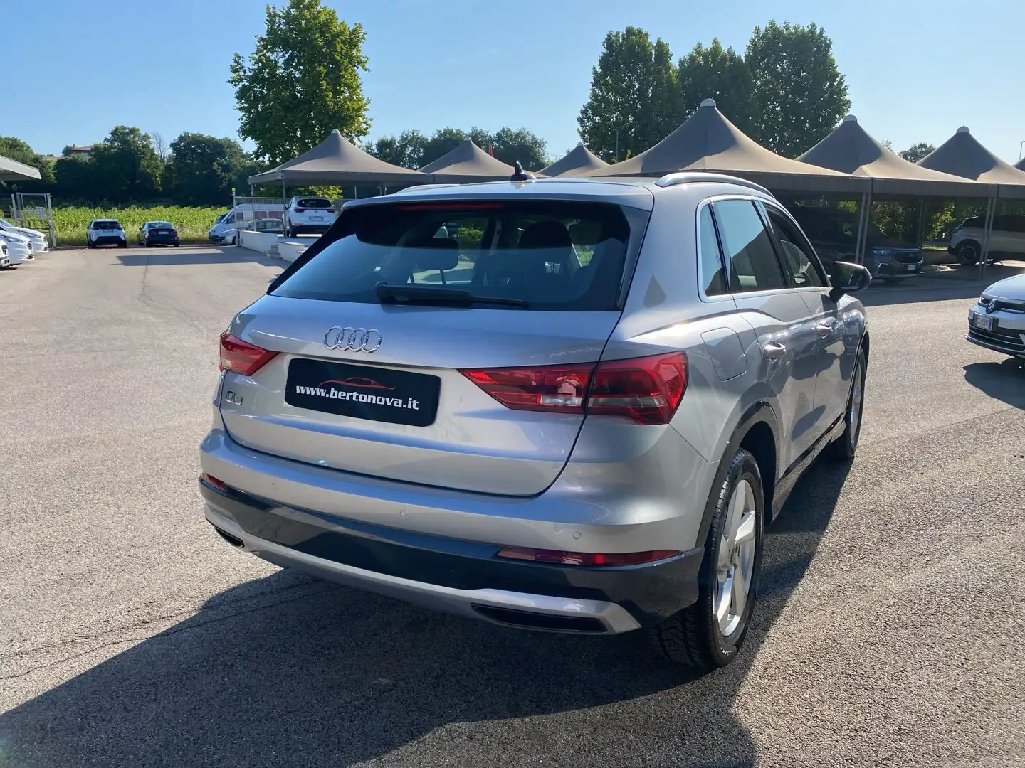 Audi Q3 35 TFSI S tronic Business Advanced Grigio - 2