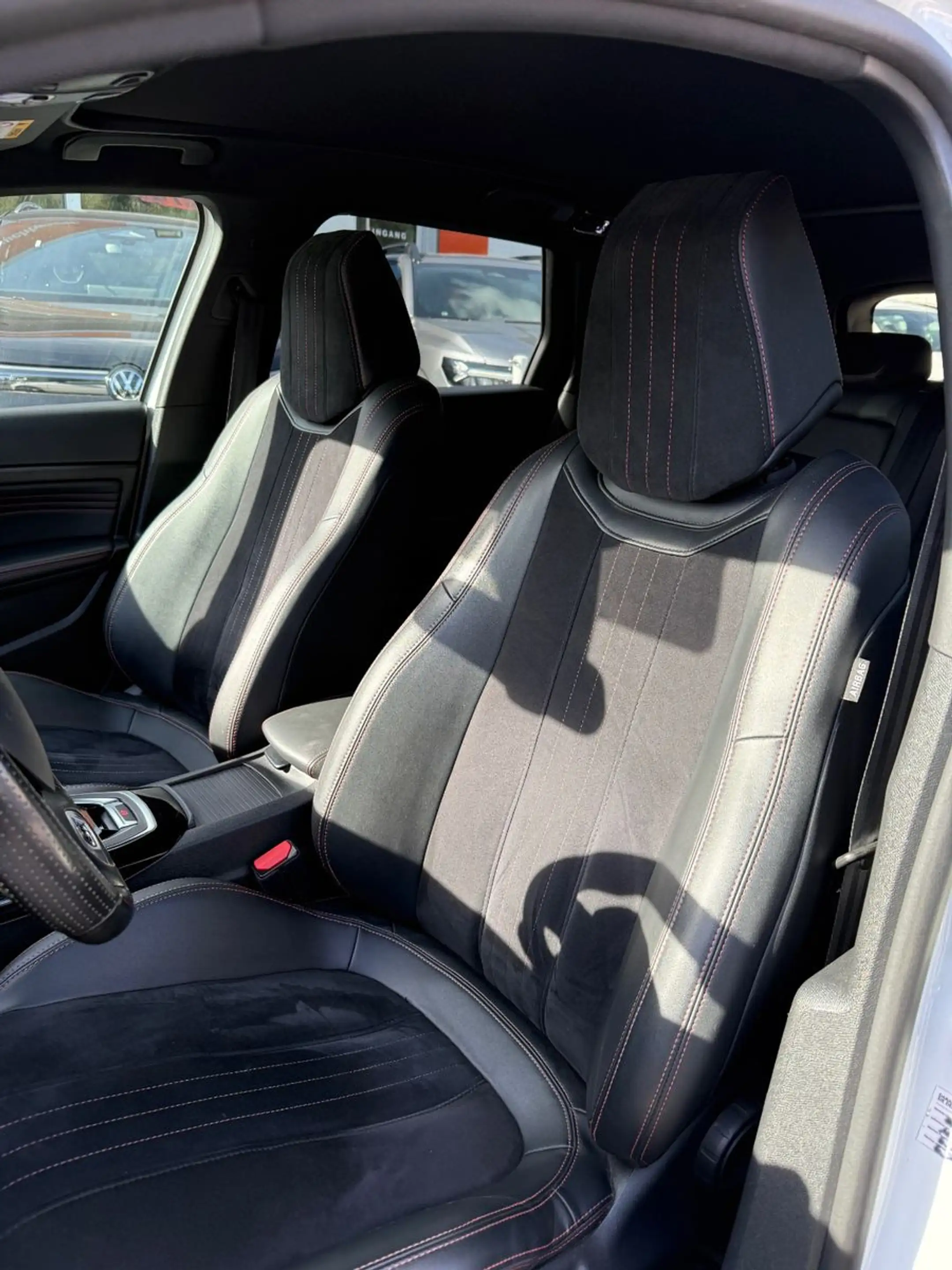 Peugeot 308 SW GT Diesel Pano Navi Kamera SHZ Alcantara — photo 10