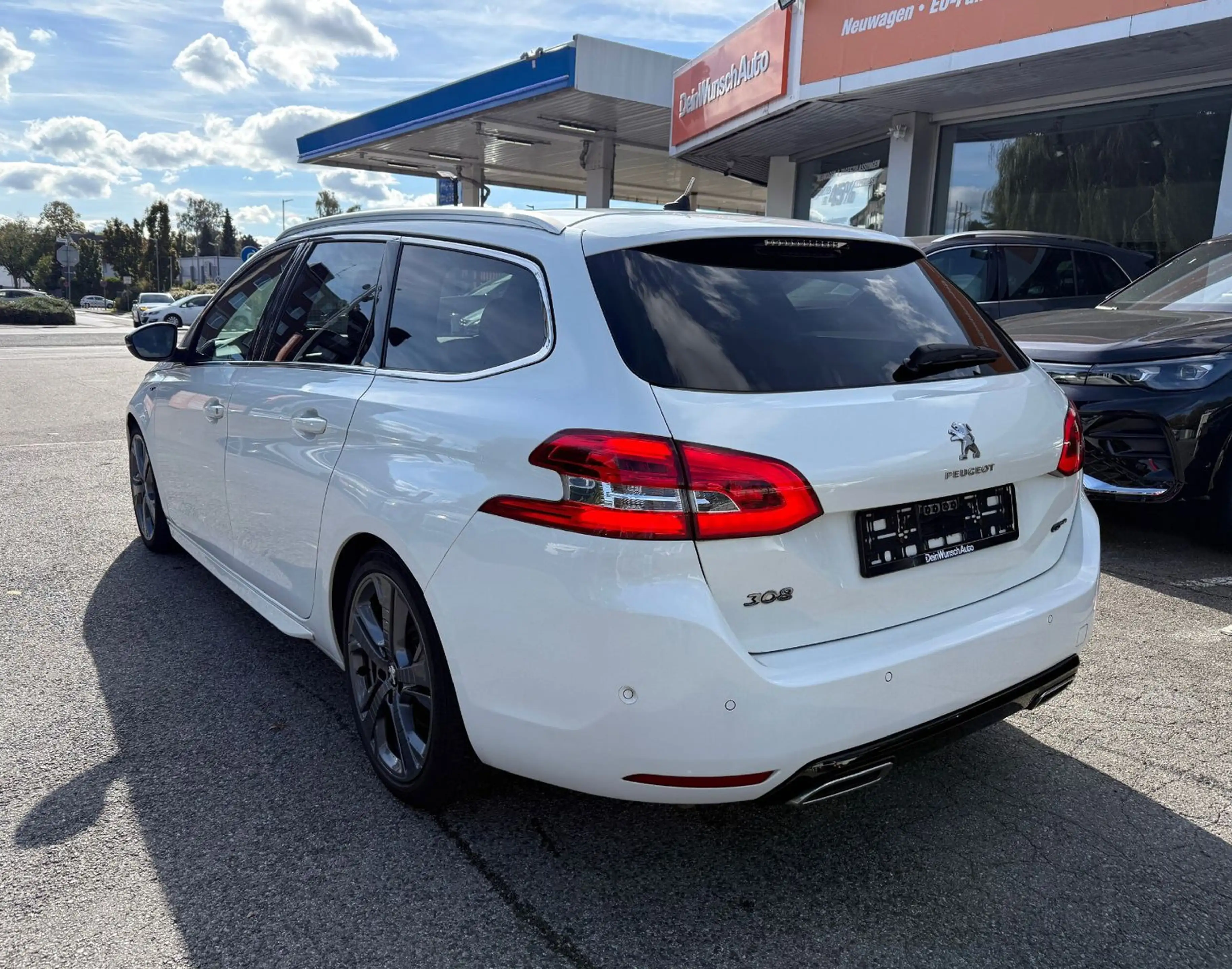 Peugeot 308 SW GT Diesel Pano Navi Kamera SHZ Alcantara — photo 5