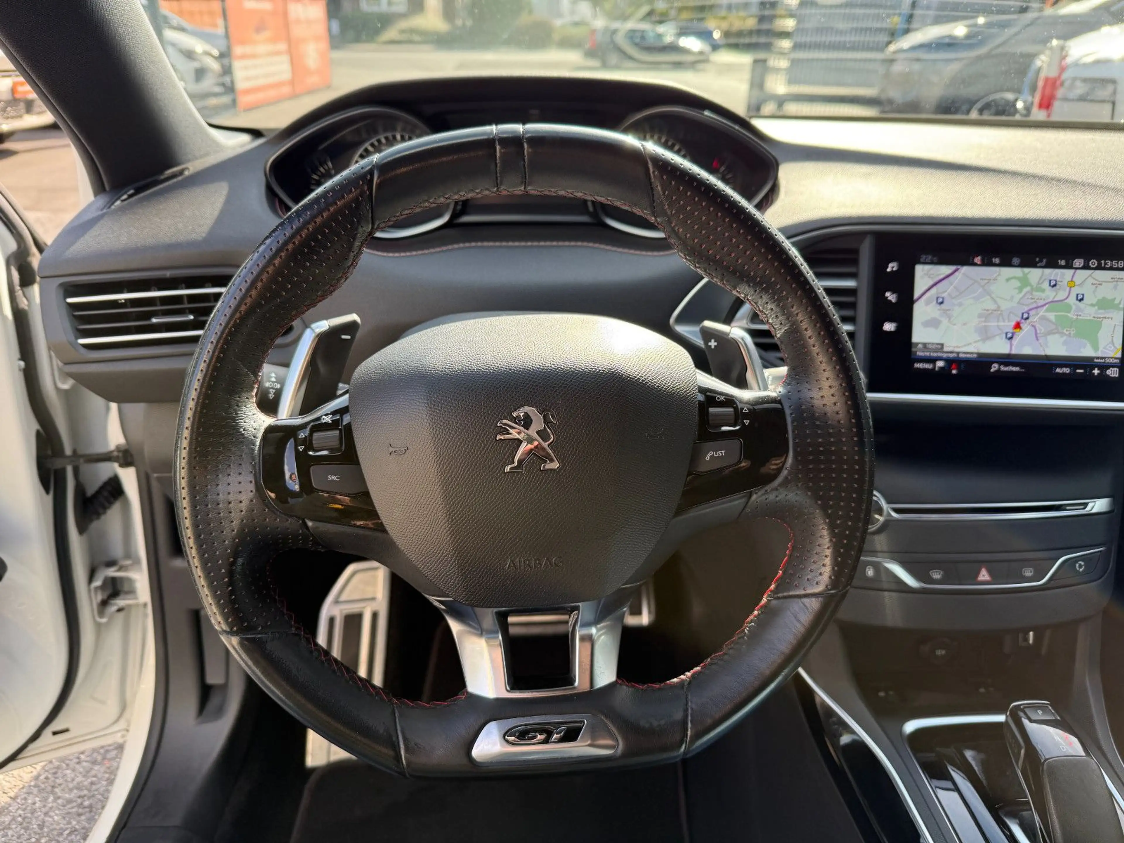 Peugeot 308 SW GT Diesel Pano Navi Kamera SHZ Alcantara — photo 13