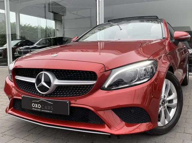 Mercedes-Benz C 180 i Coupé / FULL OPTIONS / Boite Auto/ Grand Gps / Cockpit / Toit Pano / Camera 360/ Cuir Sport/ Burmester/ Multibeam/ LED
