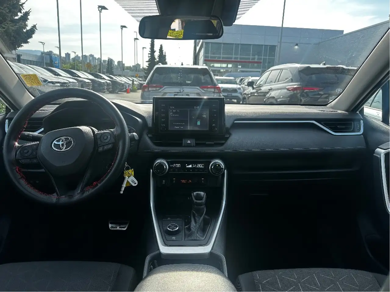 Toyota RAV 4 снимка Toyota RAV 4