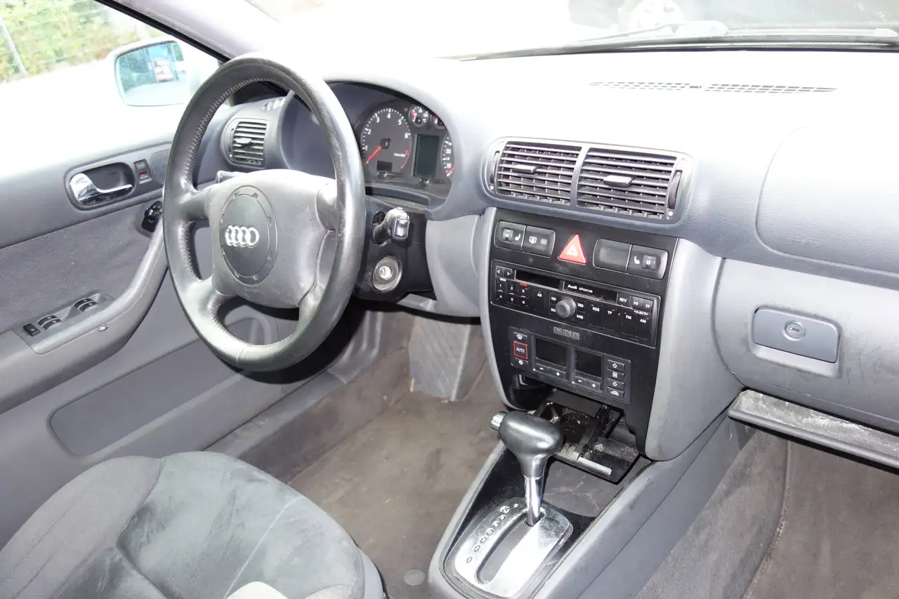 Audi A3 1.8 Ambiente Automatik TÜV9.2028, foto 12