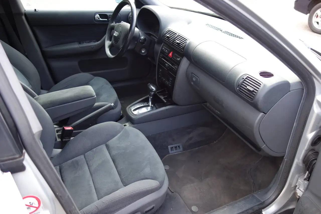 Audi A3 1.8 Ambiente Automatik TÜV9.2028, foto 11